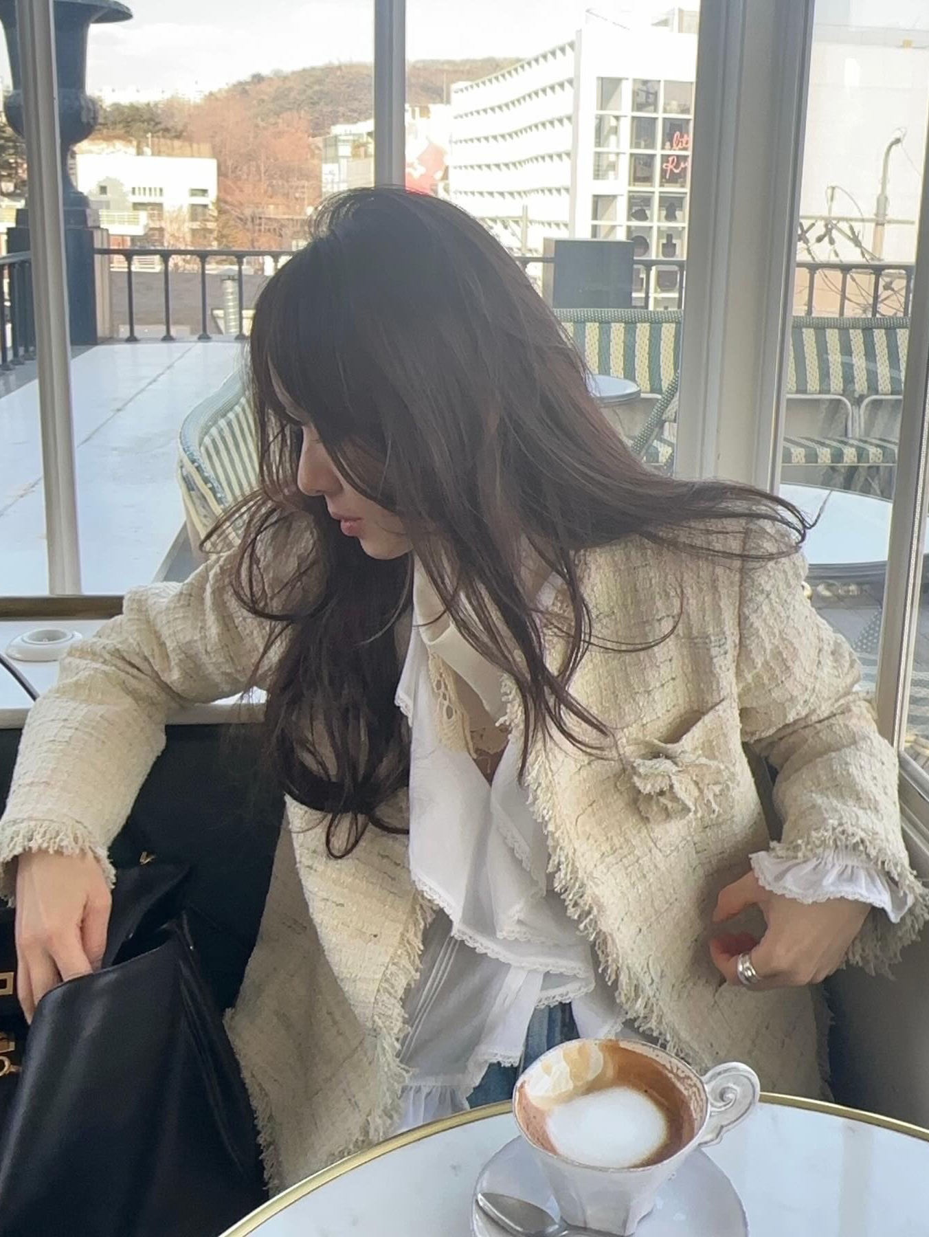 FLETTA Fringe Tweed Jacket with Corsage Mint, FLETTA Fringe Tweed Jacket with Corsage Cream 착용 스타일 - 4