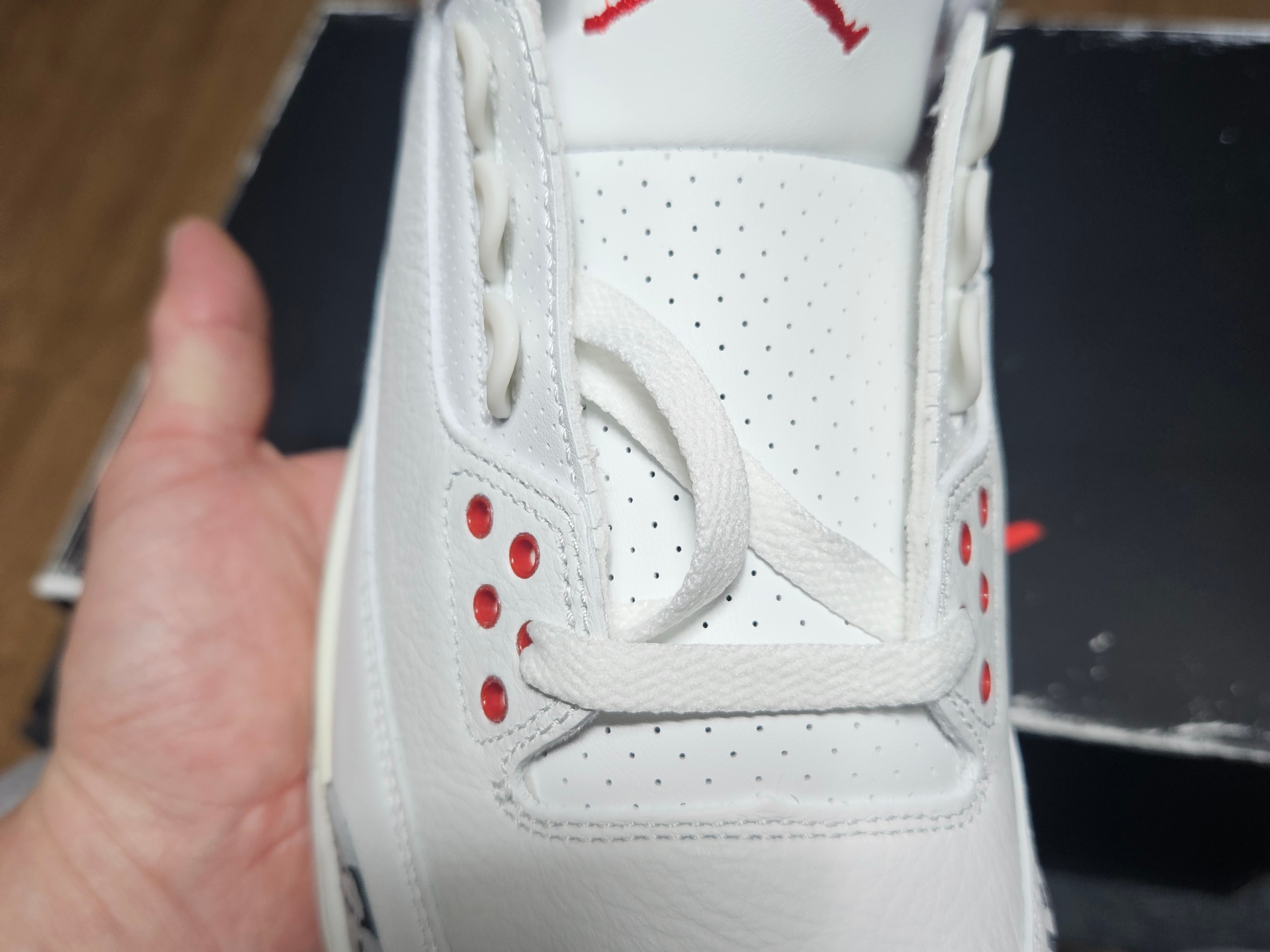 Jordan 3 Retro White Cement Reimagined 착용 스타일 - 1