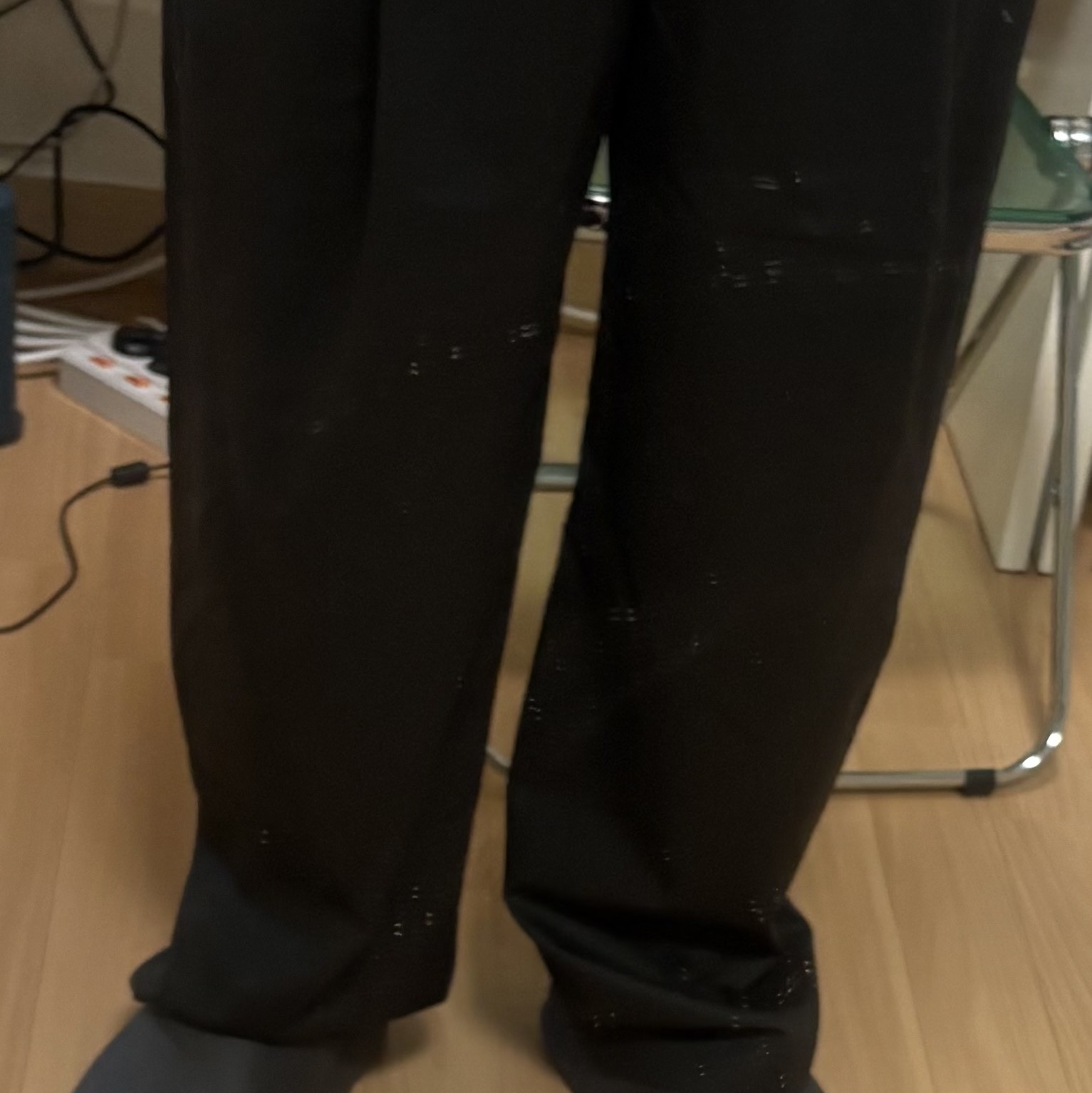 Zara x Ader Error Tapered Trousers Black 착용 스타일