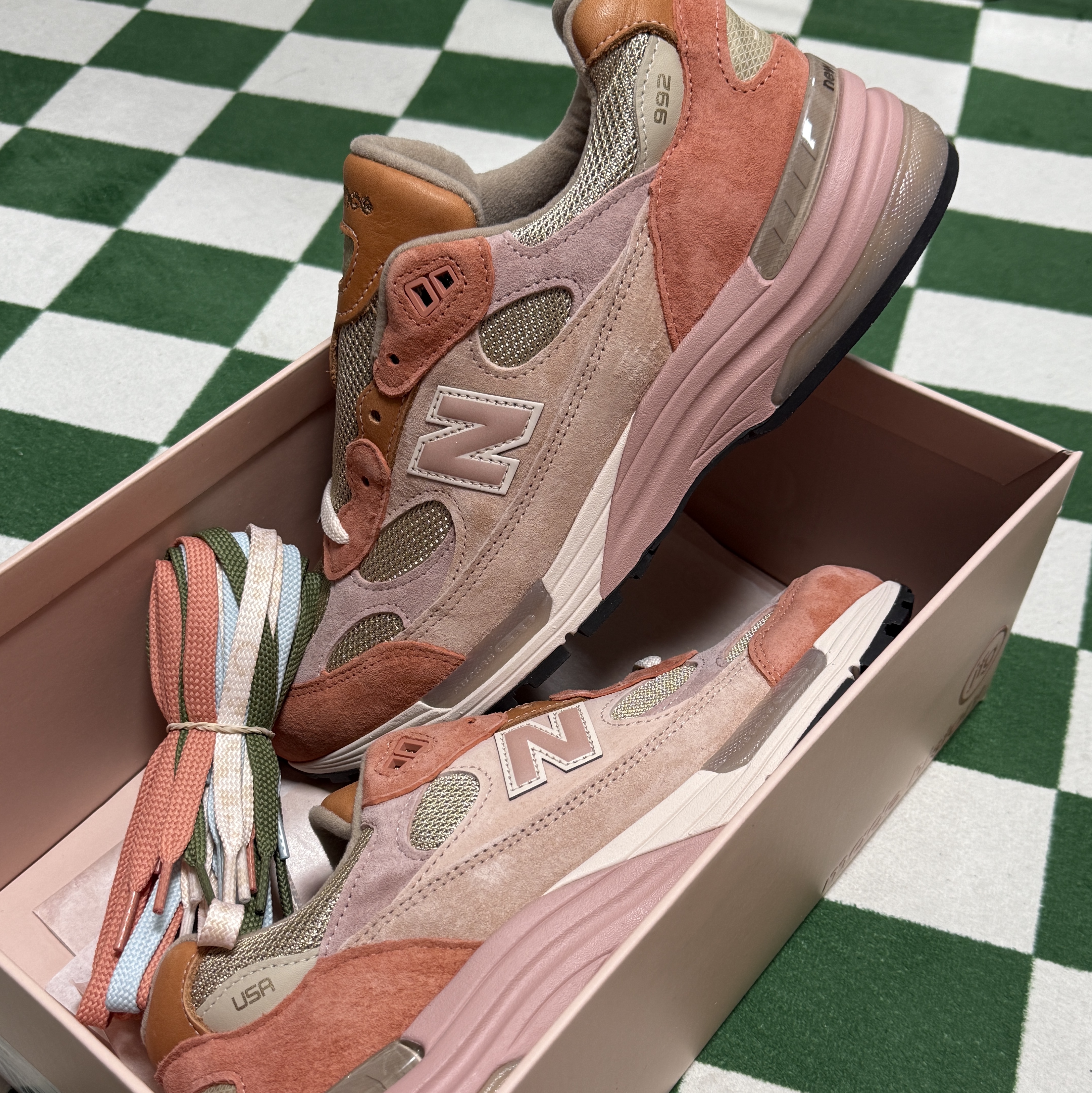 New Balance x Joe Freshgoods 992 Made in USA Aged Well 착용 스타일