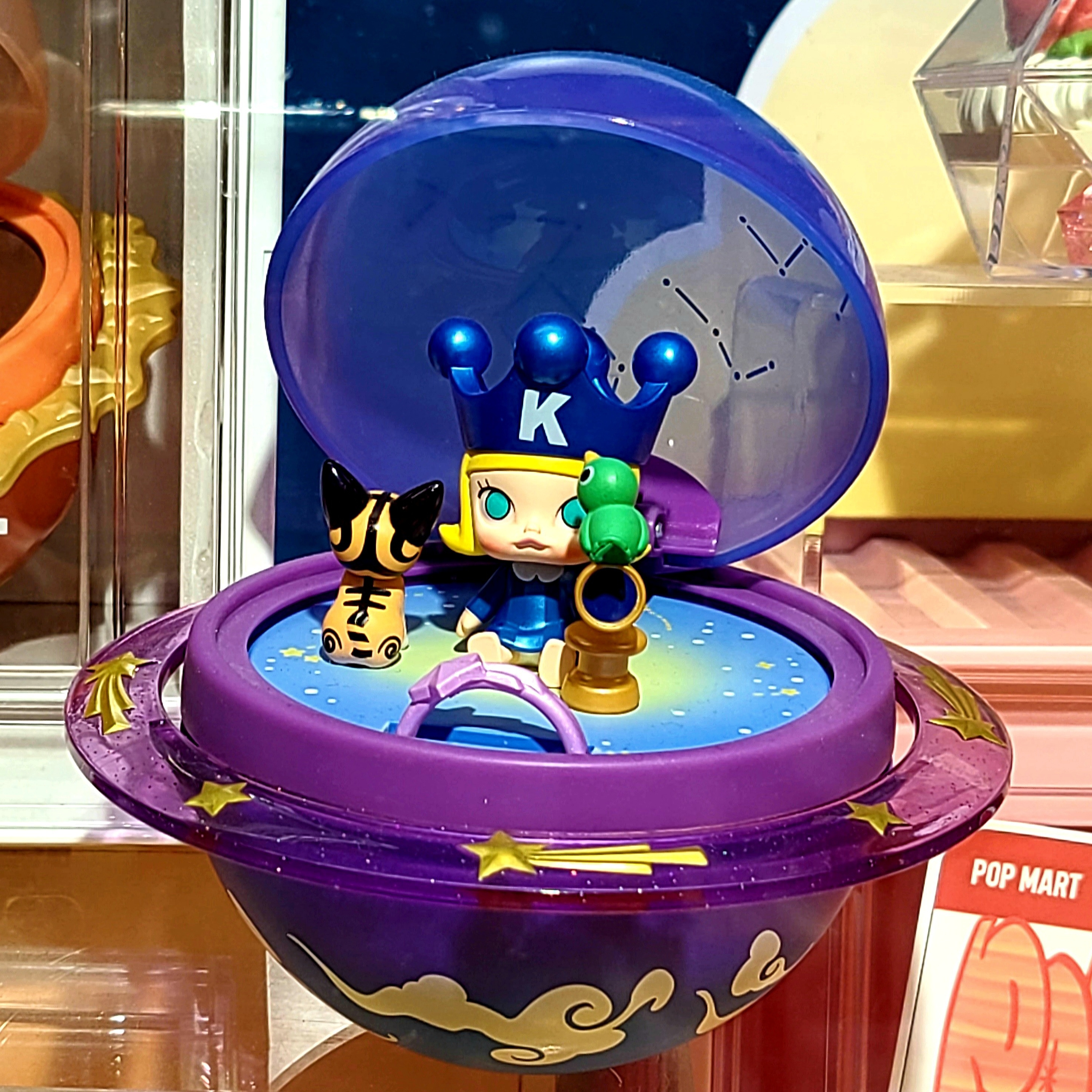 Pop Mart Mega Space Molly 400%+100% Sweet Dream Bears, Pop Mart Mega Space Molly Smitten Love 400% 착용 스타일 - 1