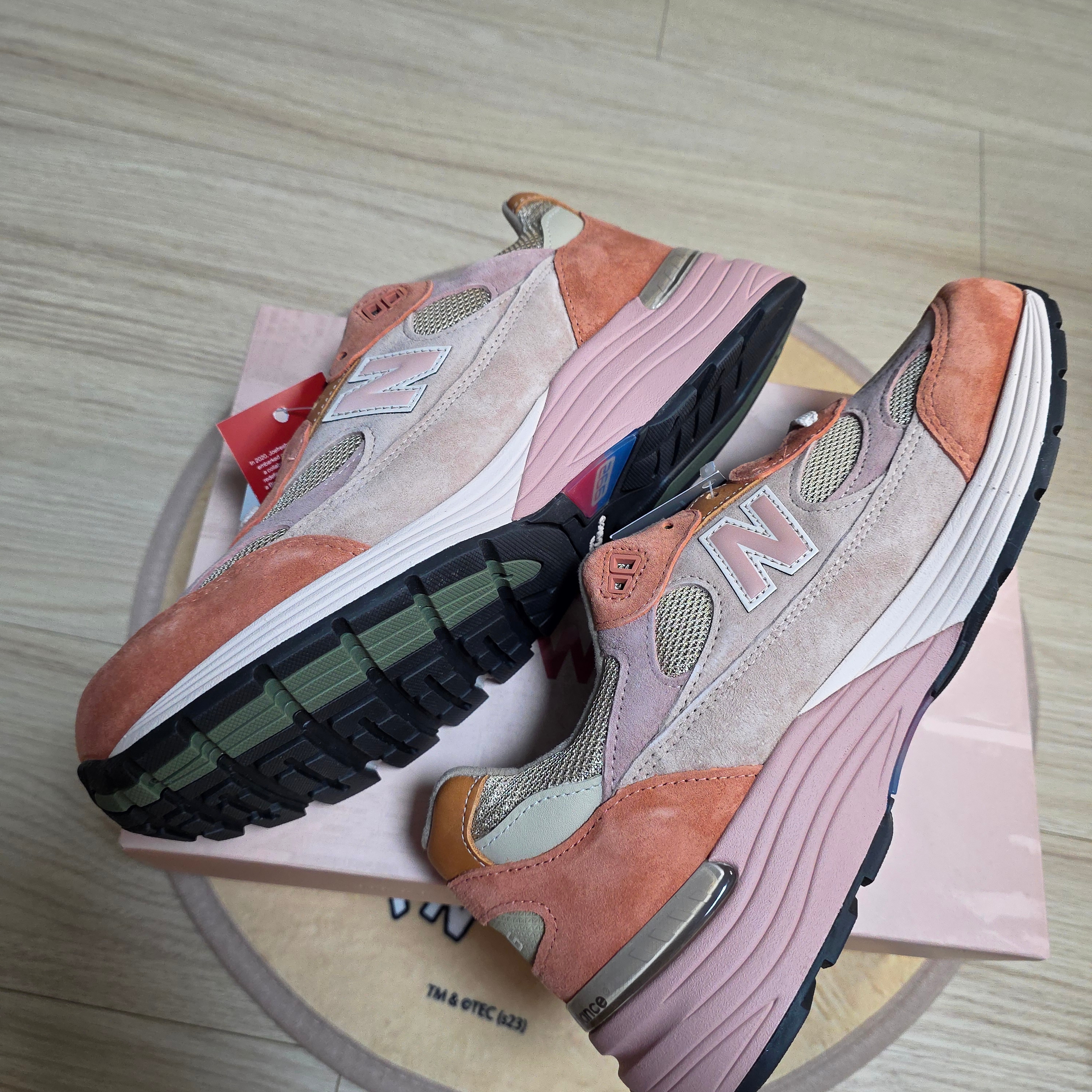 New Balance x Joe Freshgoods 992 Made in USA Aged Well 착용 스타일 - 4