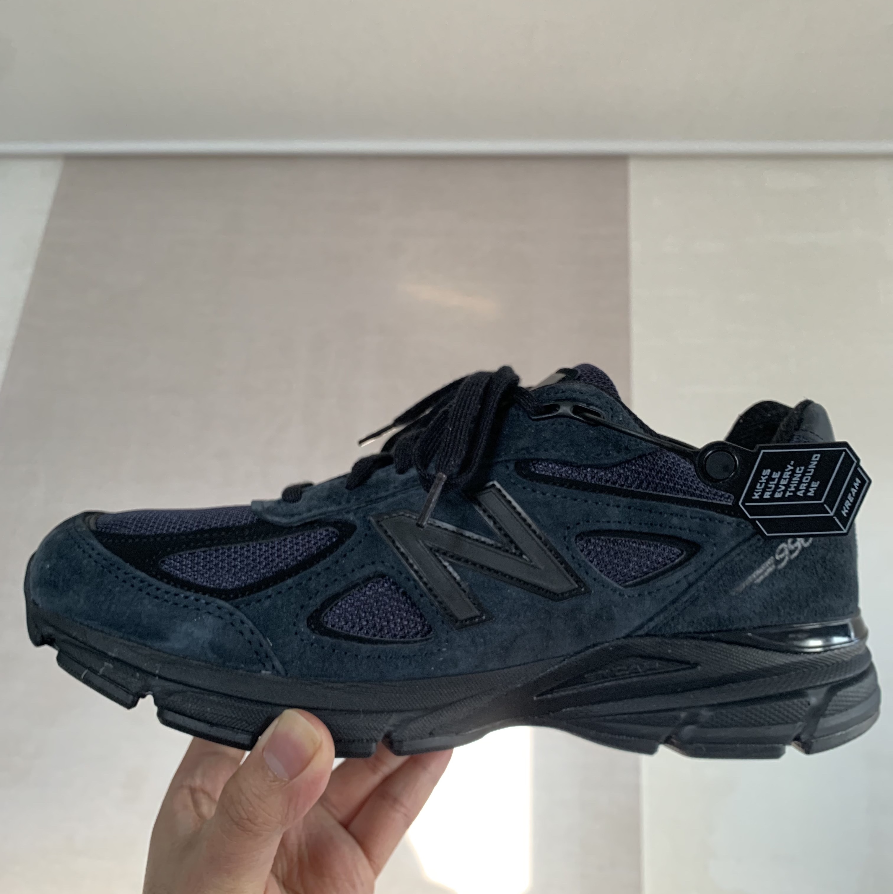 New Balance x JJJJound 990v4 Navy 착용 스타일