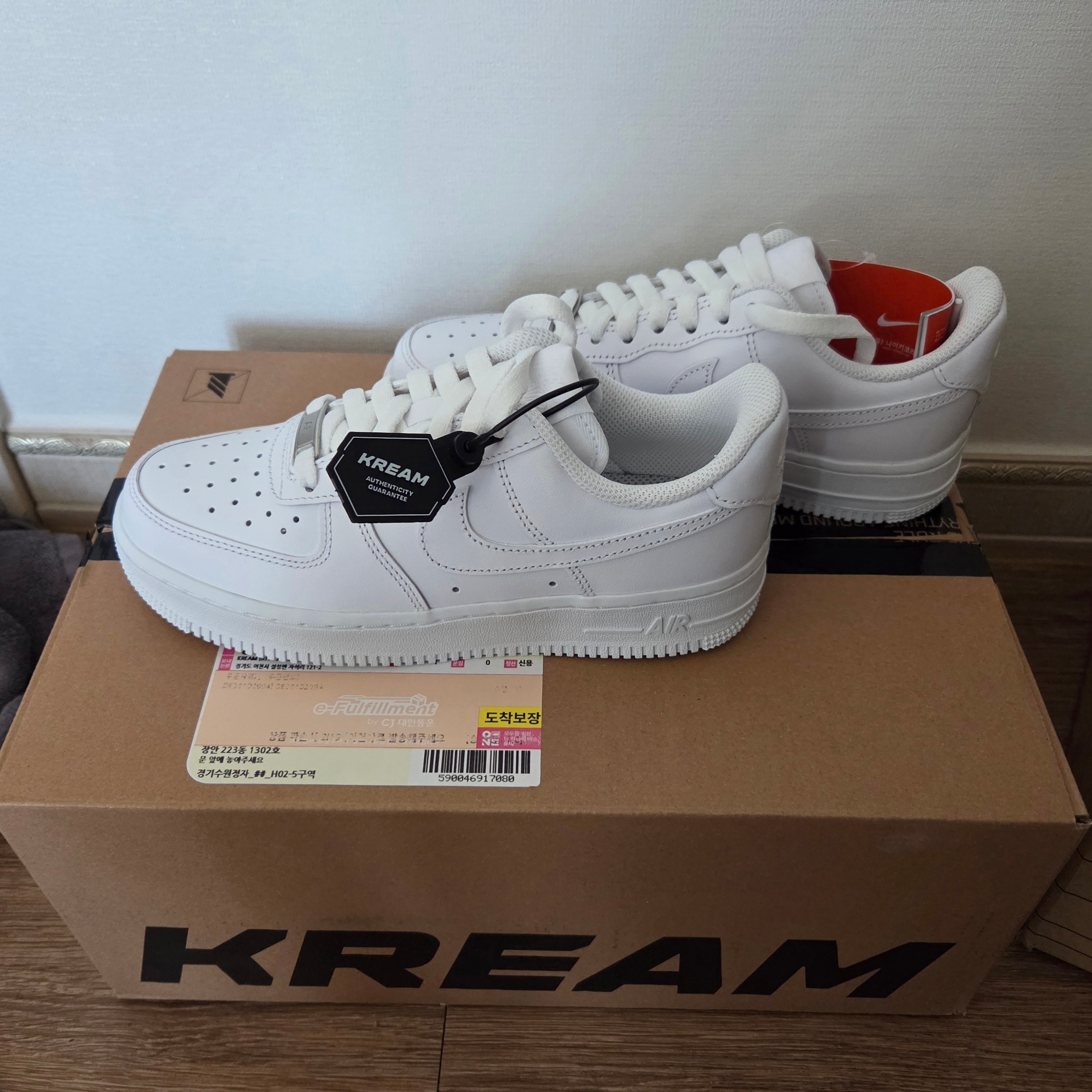 (W) Nike Air Force 1 '07 Low White 착용 스타일