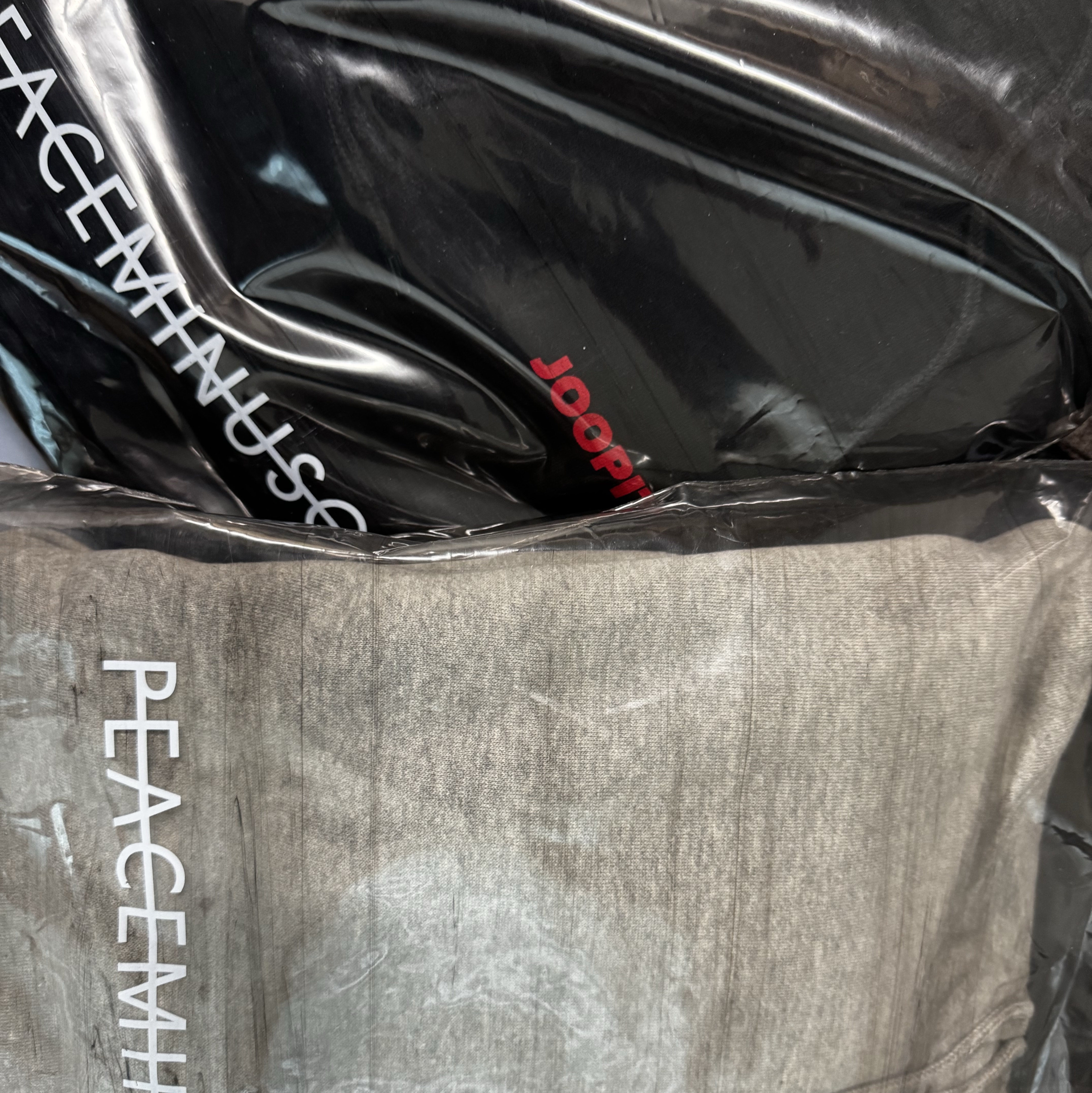 Peaceminusone x Joopiter Hoodie Black, Peaceminusone x Joopiter Hoodie Grey 착용 스타일