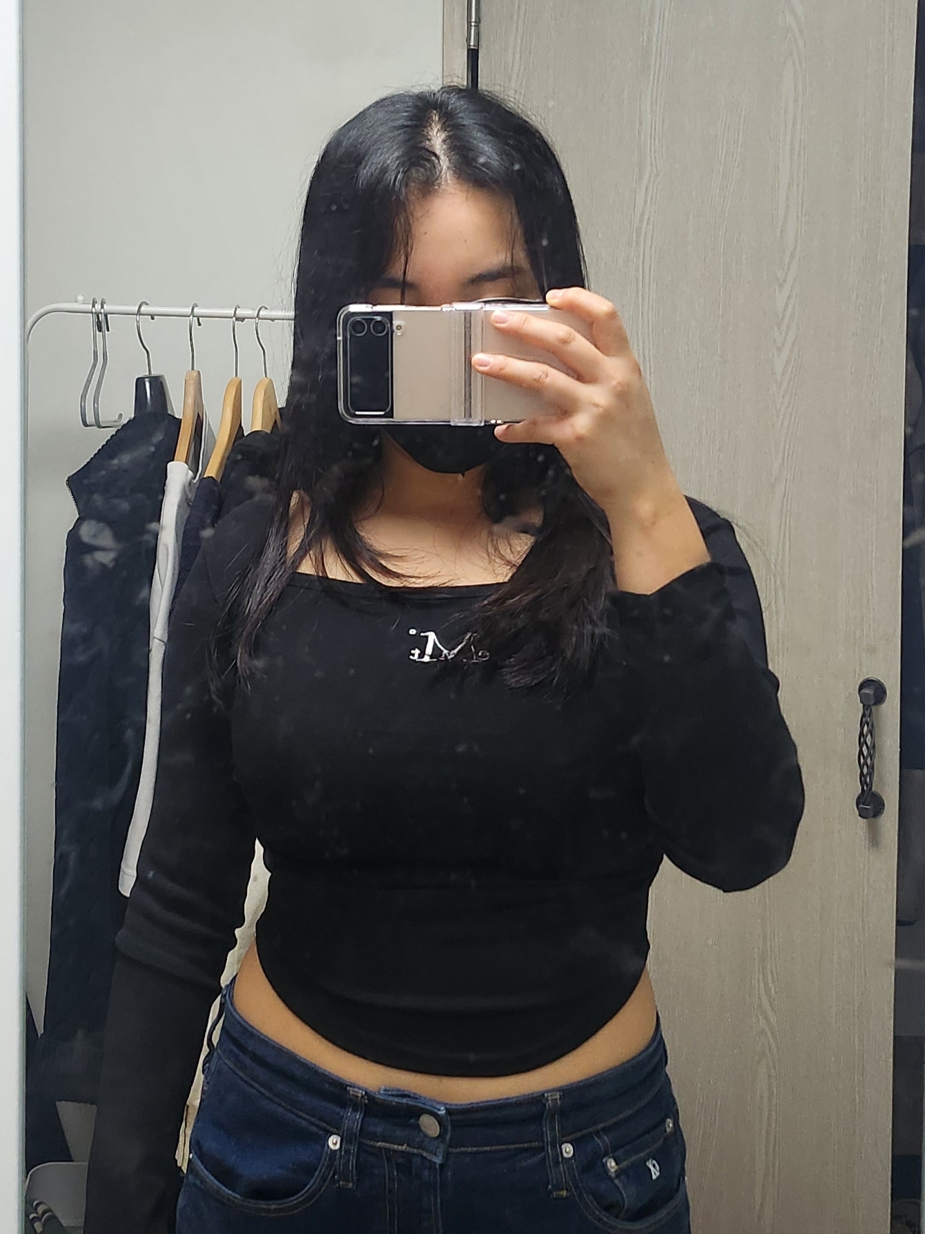 MUCENT Mia Layered Top Cardigan T Black 착용 스타일 - 2