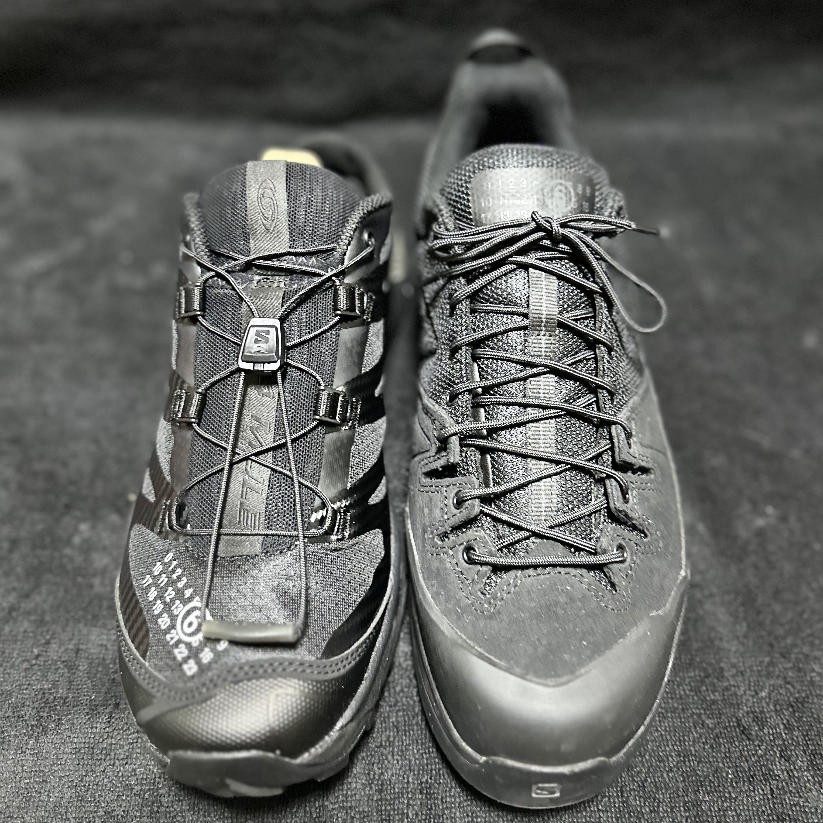 Salomon x MM6 Maison Margiela XT-4 Mule Black, Salomon x MM6 Maison Margiela X-ALP Black 착용 스타일