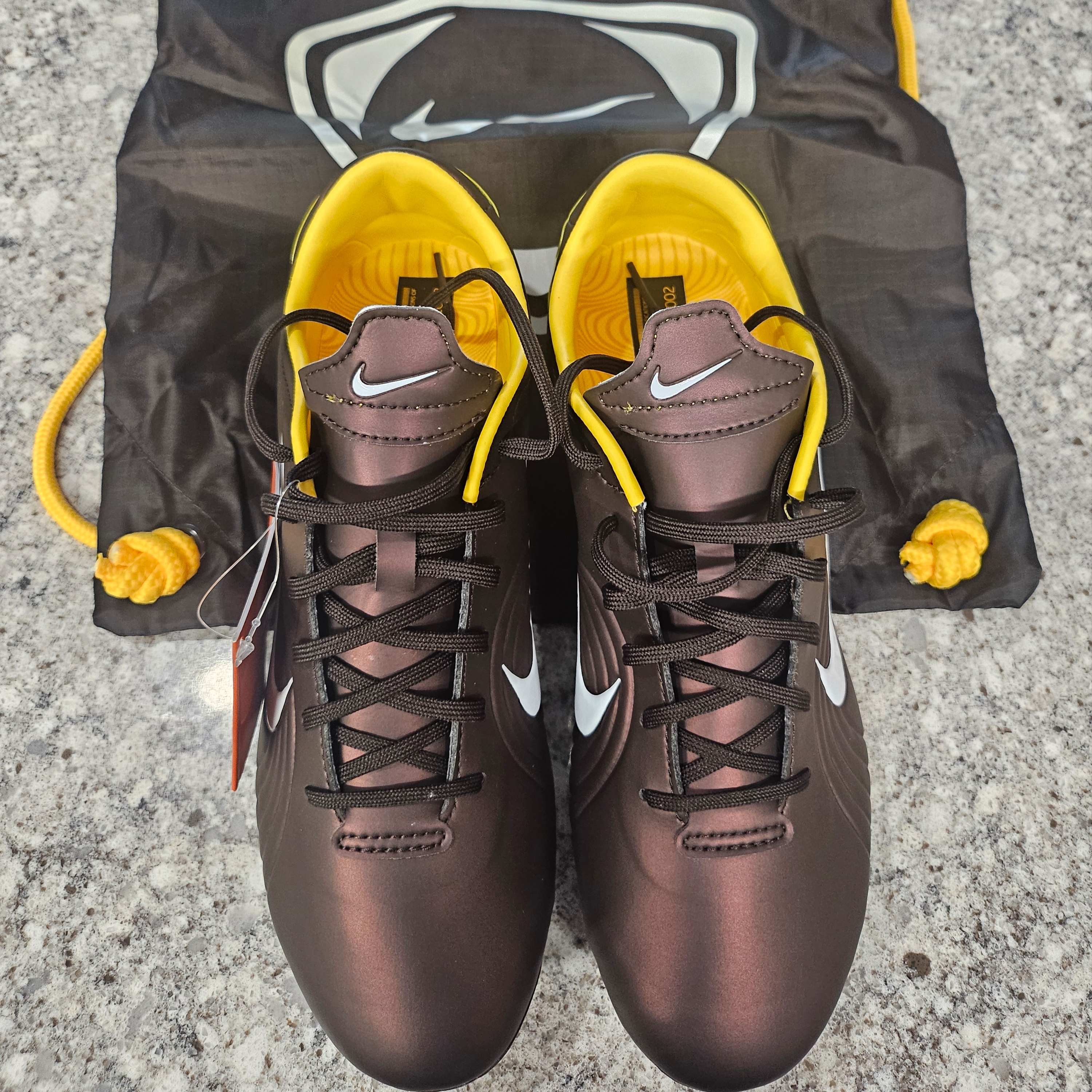 Nike Zoom Mercurial Vapor 1 RGN SE FG Dark Cinder Maize 착용 스타일 - 1