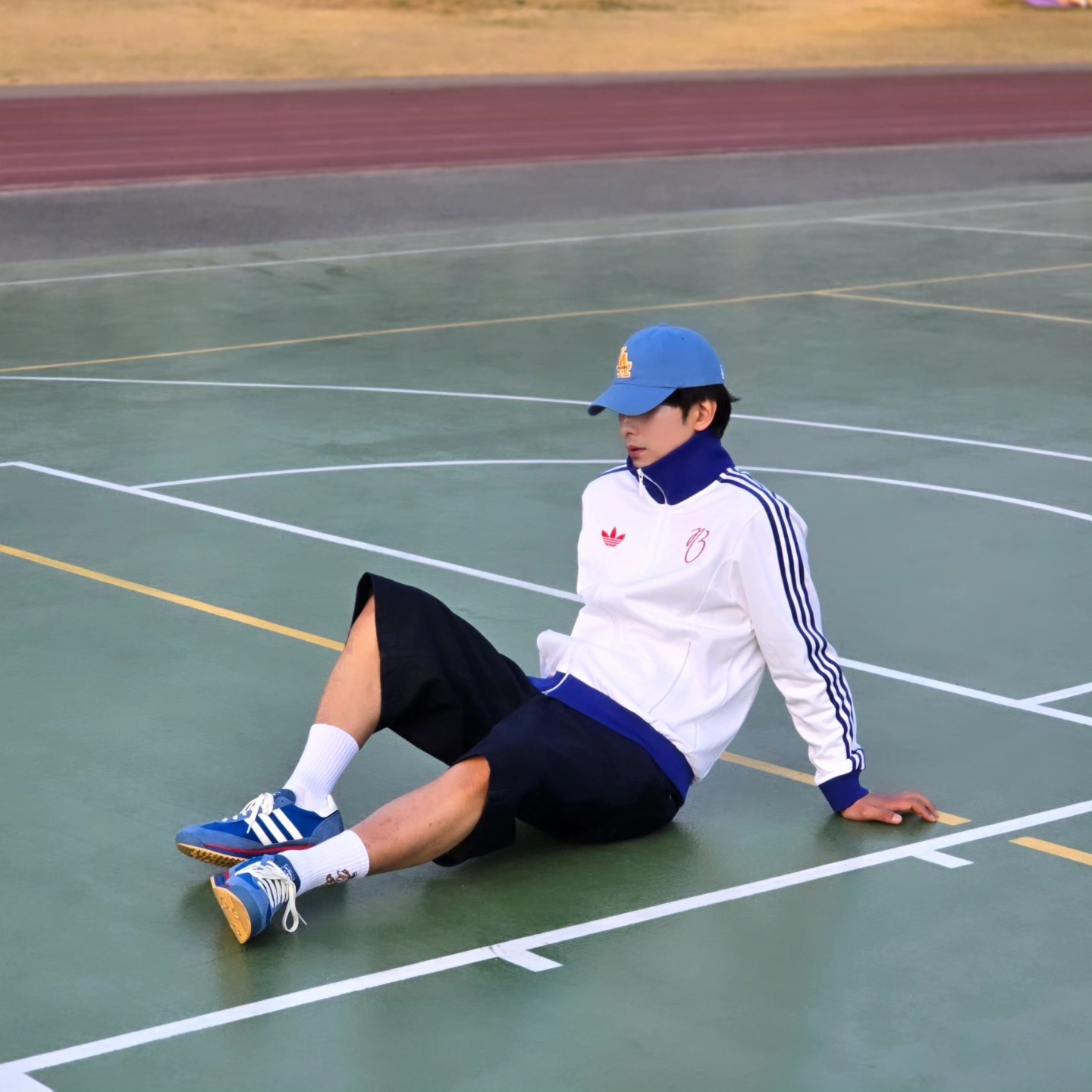 Adidas Jude Bellingham Sports Jacket White - KR Sizing, Adidas Jude Bellingham Sports Jacket White - US Sizing 착용 스타일 - 1