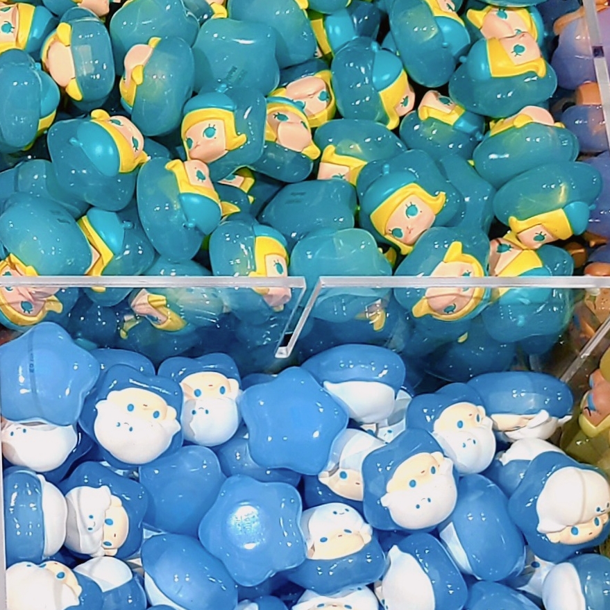 Pop Mart Mega Space Molly 400%+100% Sweet Dream Bears, Pop Mart Mega Space Molly Smitten Love 400% 착용 스타일 - 3