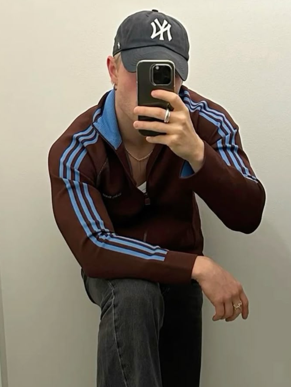 Adidas Adicolor Classic Beckenbauer Track Top Black - KR Sizing, Adidas x Wales Bonner Statement Knit Track Top Mystery Brown - US Sizing 착용 스타일 - 3