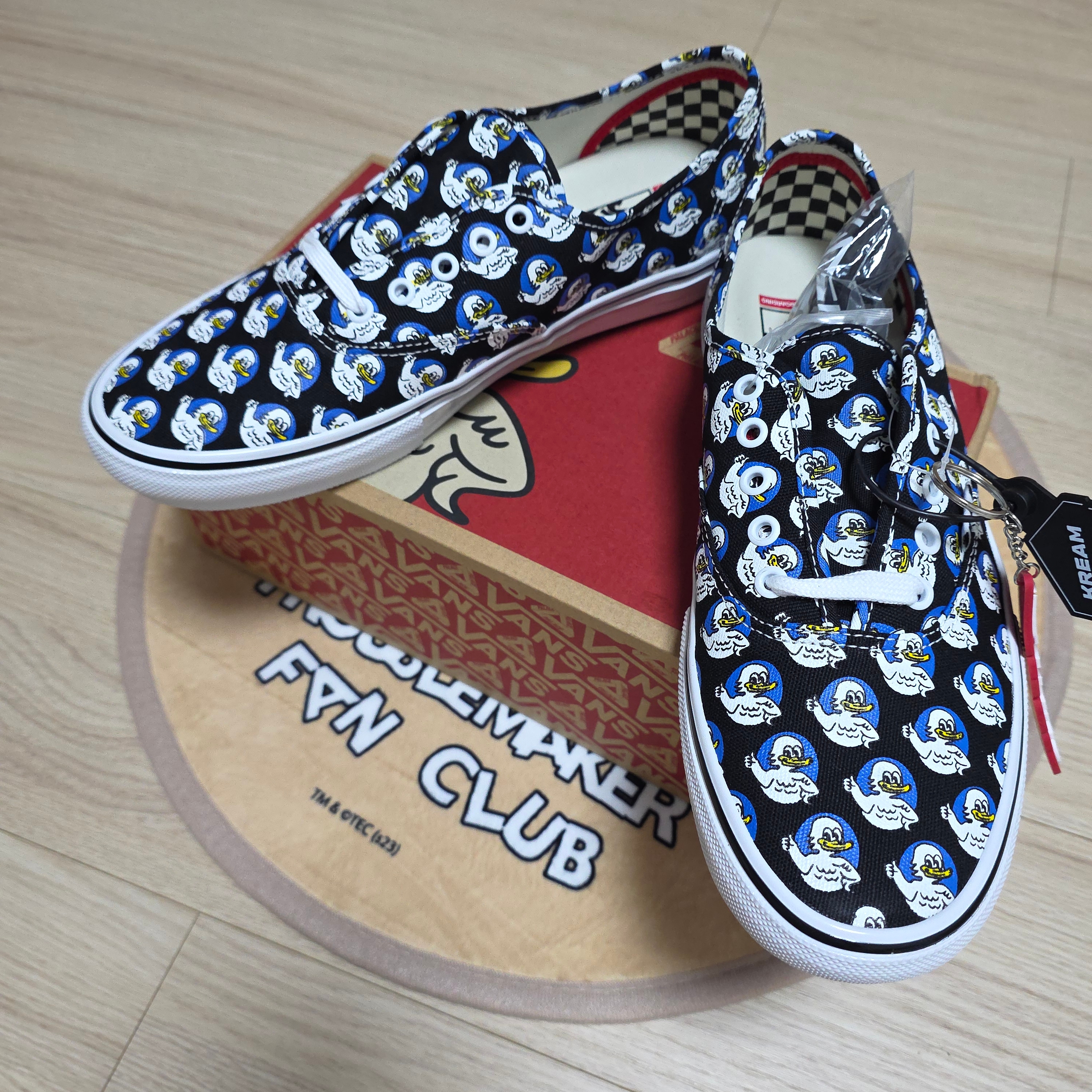 Vans x Palace Skate Authentic Jeremy The Duck Black 착용 스타일 - 1