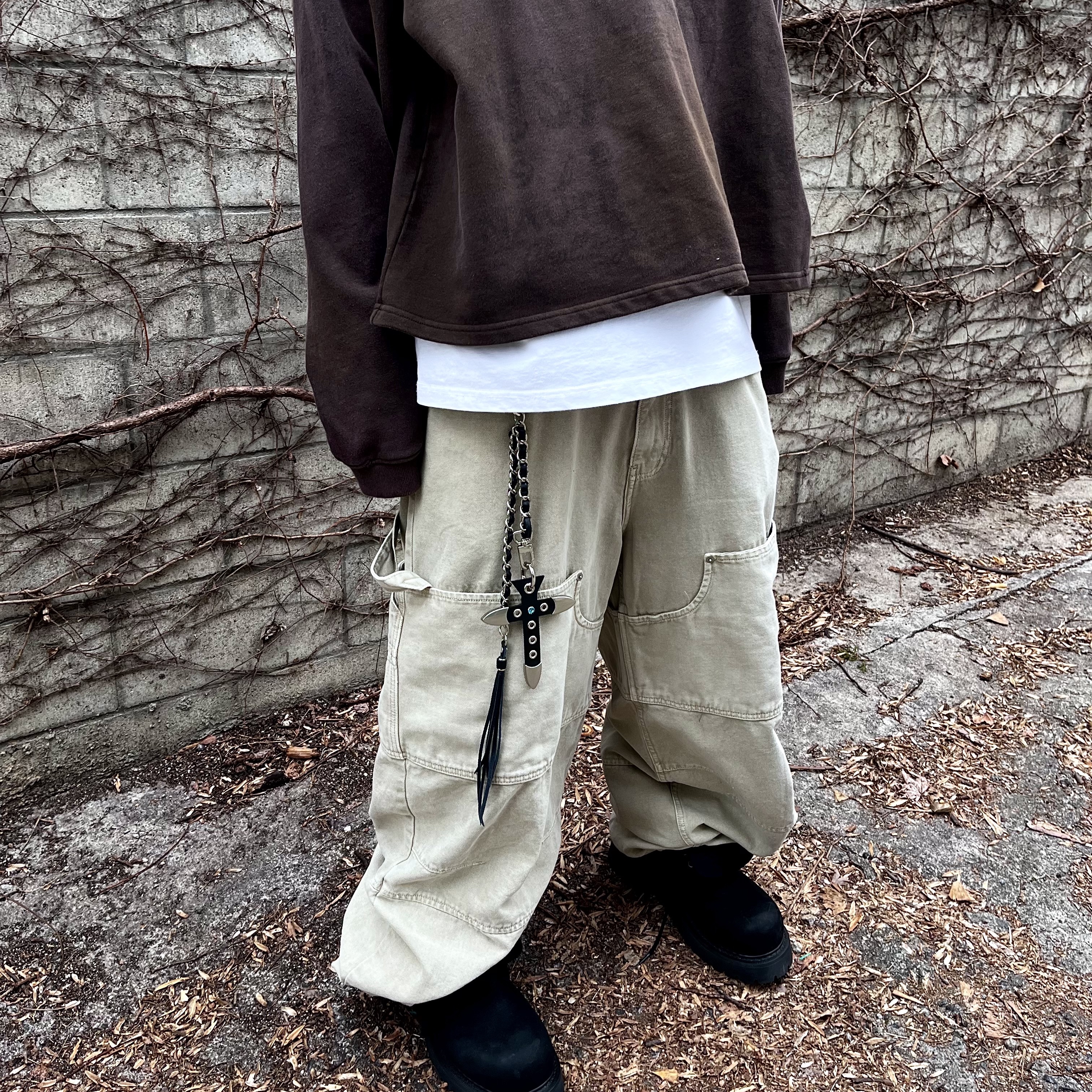 Nonnod Double Knee Cover Pants Vintage Beige 착용 스타일 - 4