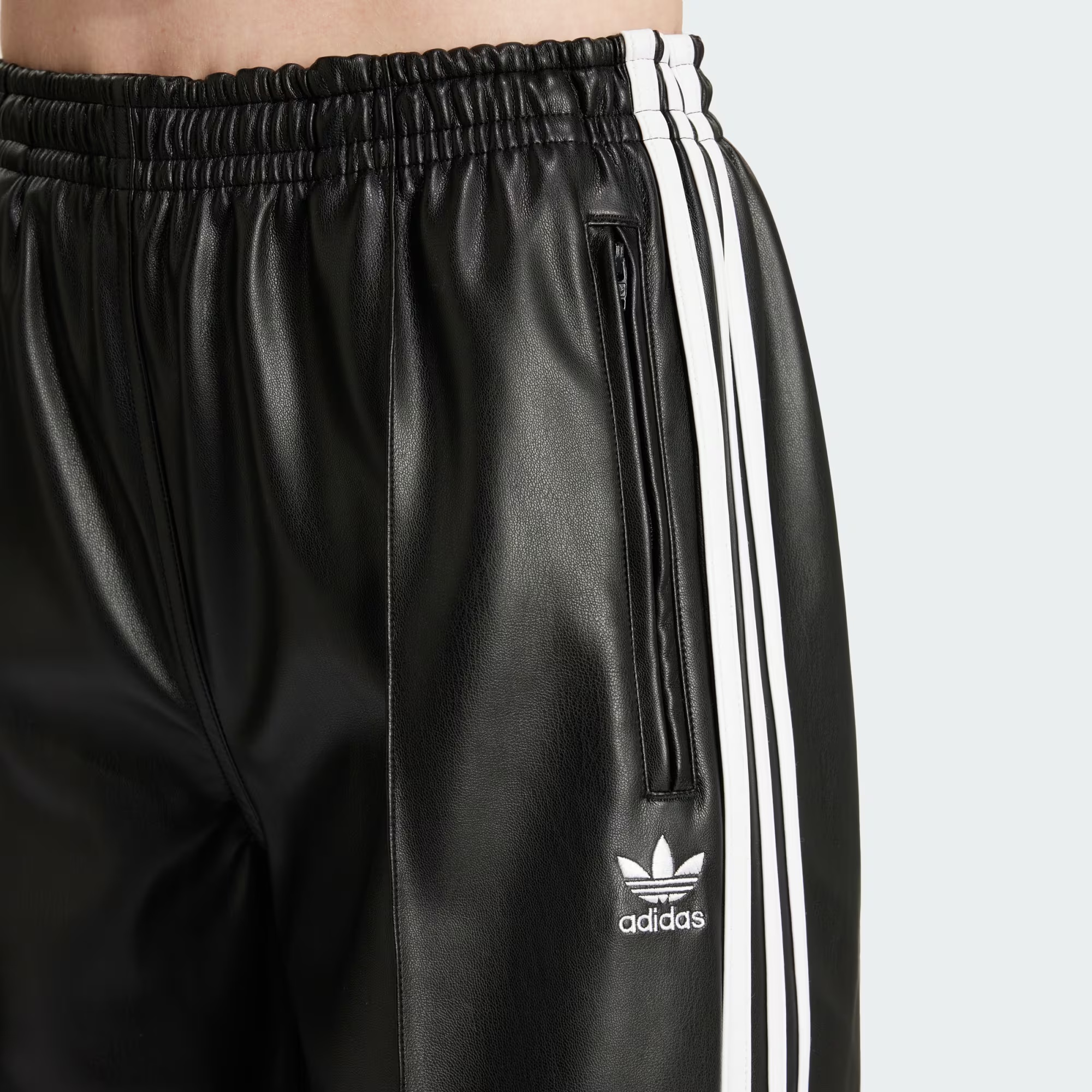 (W) Adidas Firebird Pleather Pants Black - US Sizing 착용 스타일 - 3