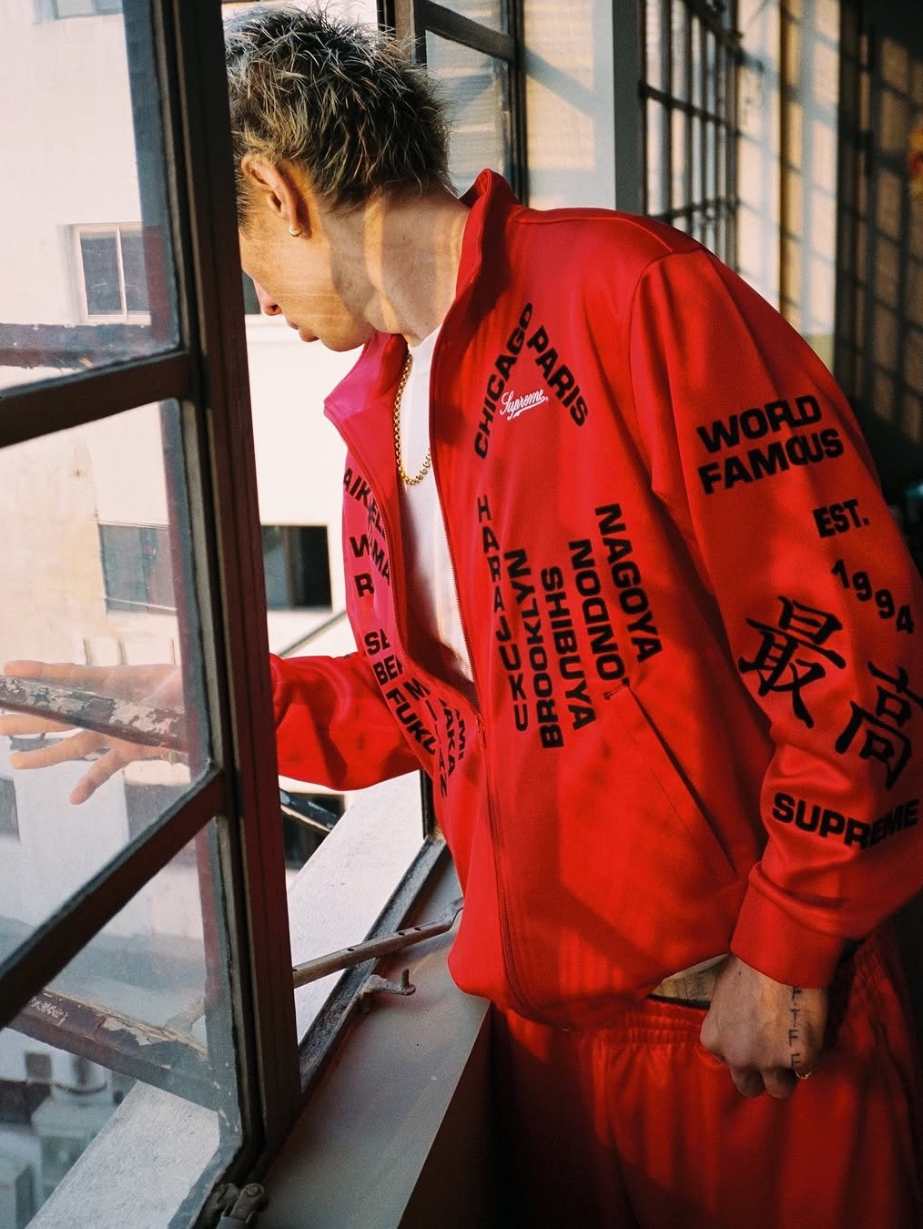 Supreme Worldwide Tricot Track Jacket Red - 25SS 착용 스타일 - 1