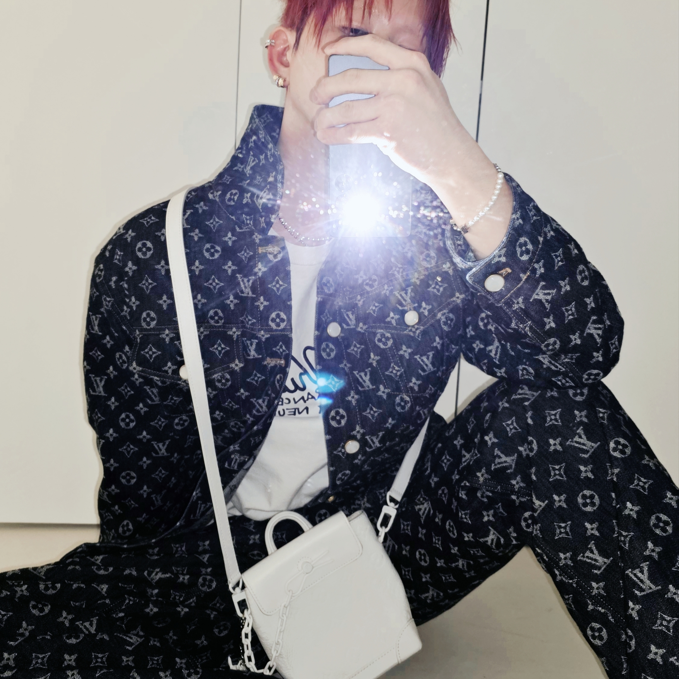 Louis Vuitton Monogram Jacquard Denim Jacket Blue, Louis Vuitton Monogram Jacquard Denim Skate Pants Indigo 착용 스타일