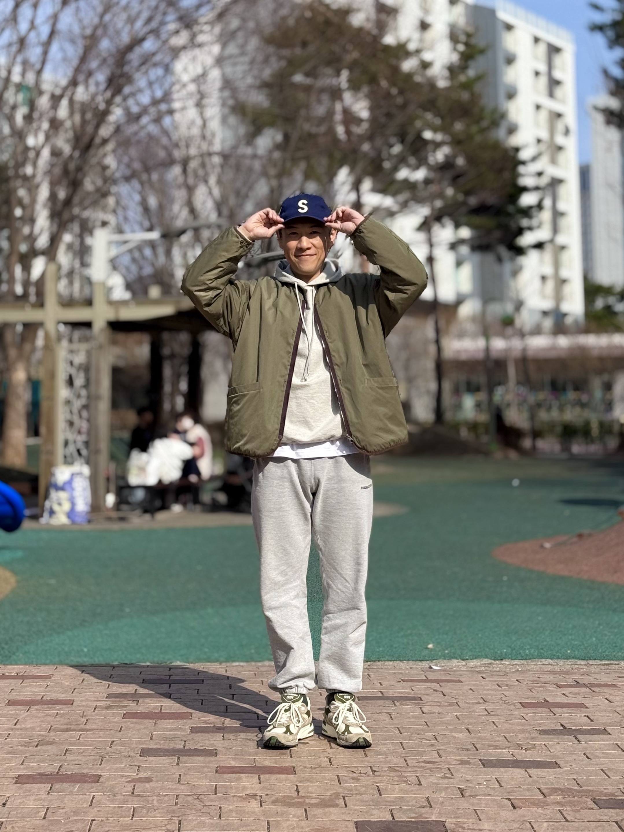 New Balance x Aime Leon Dore 991 Made in UK Grey 착용 스타일 - 3