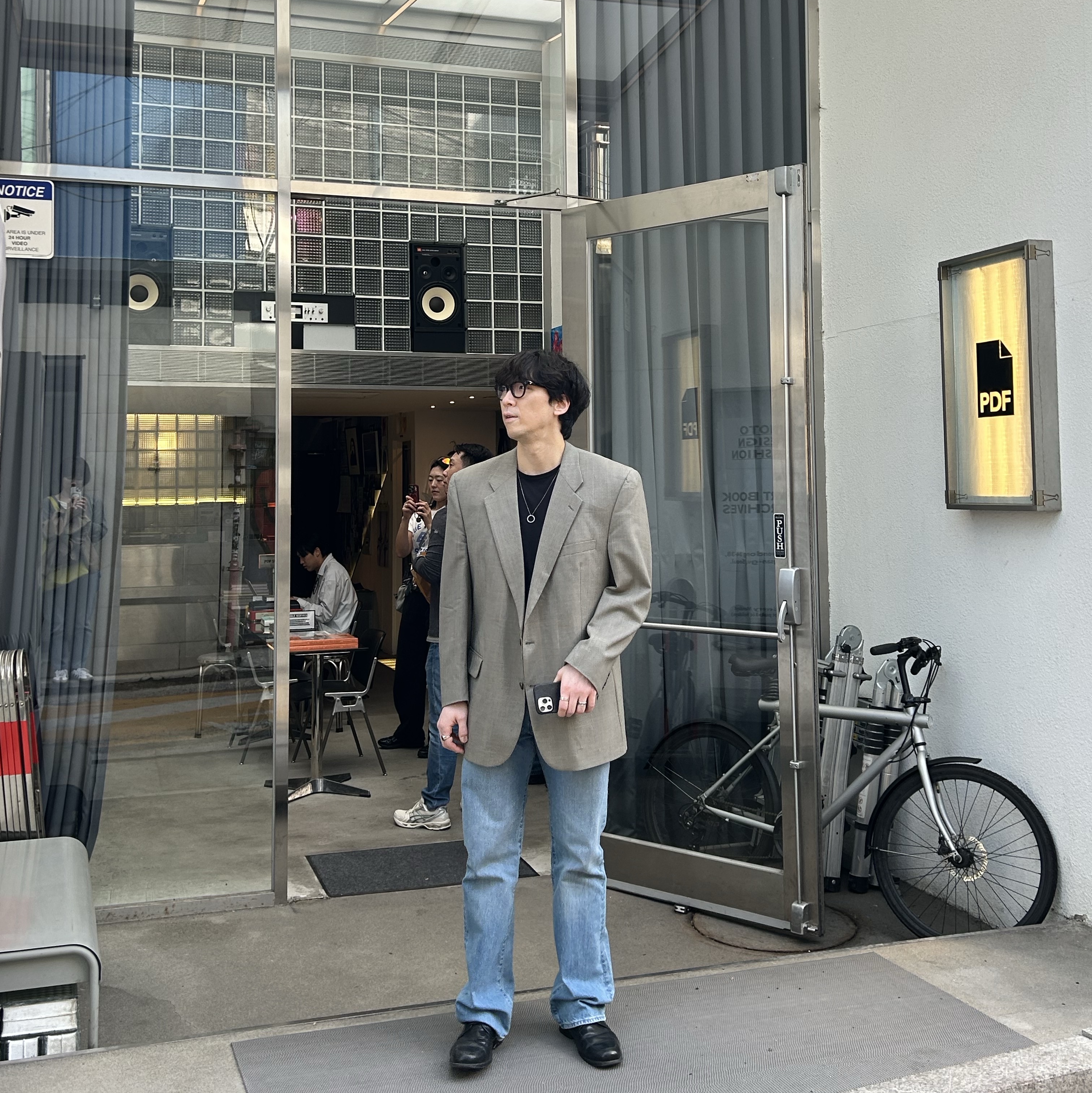 디젤 Dx1476 스테인리스 스틸 체인 브레이슬릿 실버, 메종 마르지엘라 로고 링 네클리스 무광 팔라듐 착용 스타일 - 2