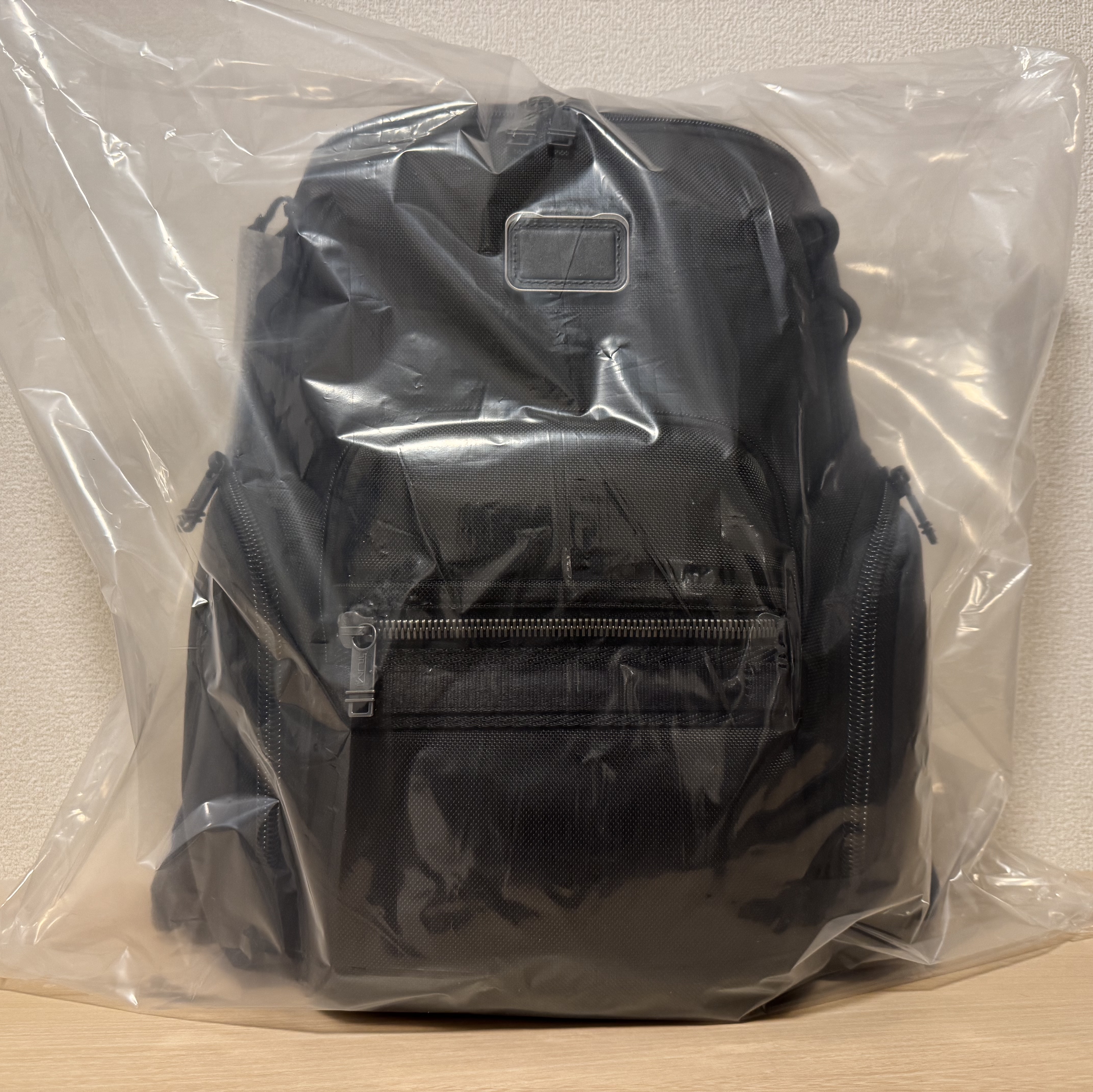 Tumi Alpha Bravo Navigation Backpack Black 착용 스타일
