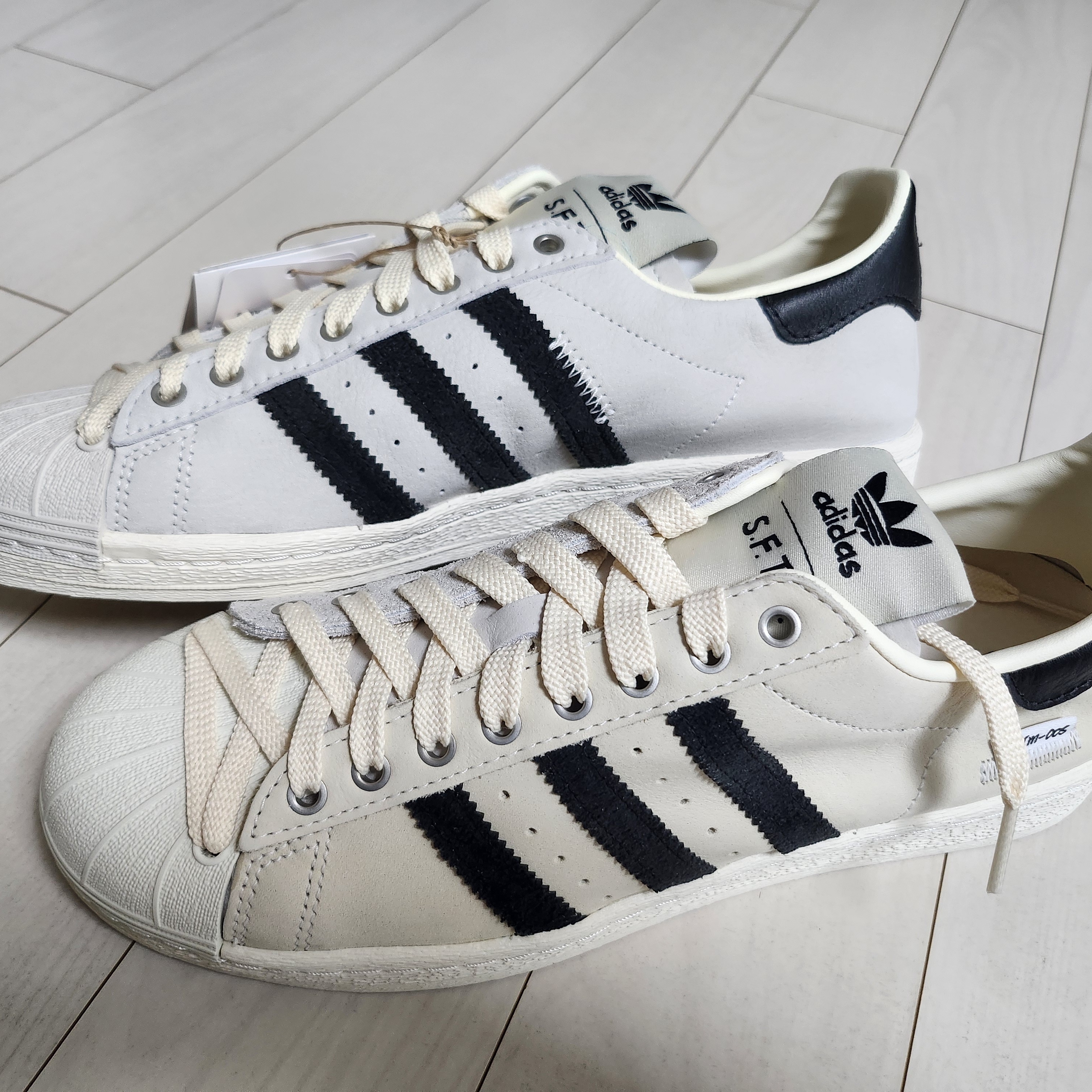 Adidas x Song for the Mute Superstar 82 Cream White Core Black 착용 스타일 - 3