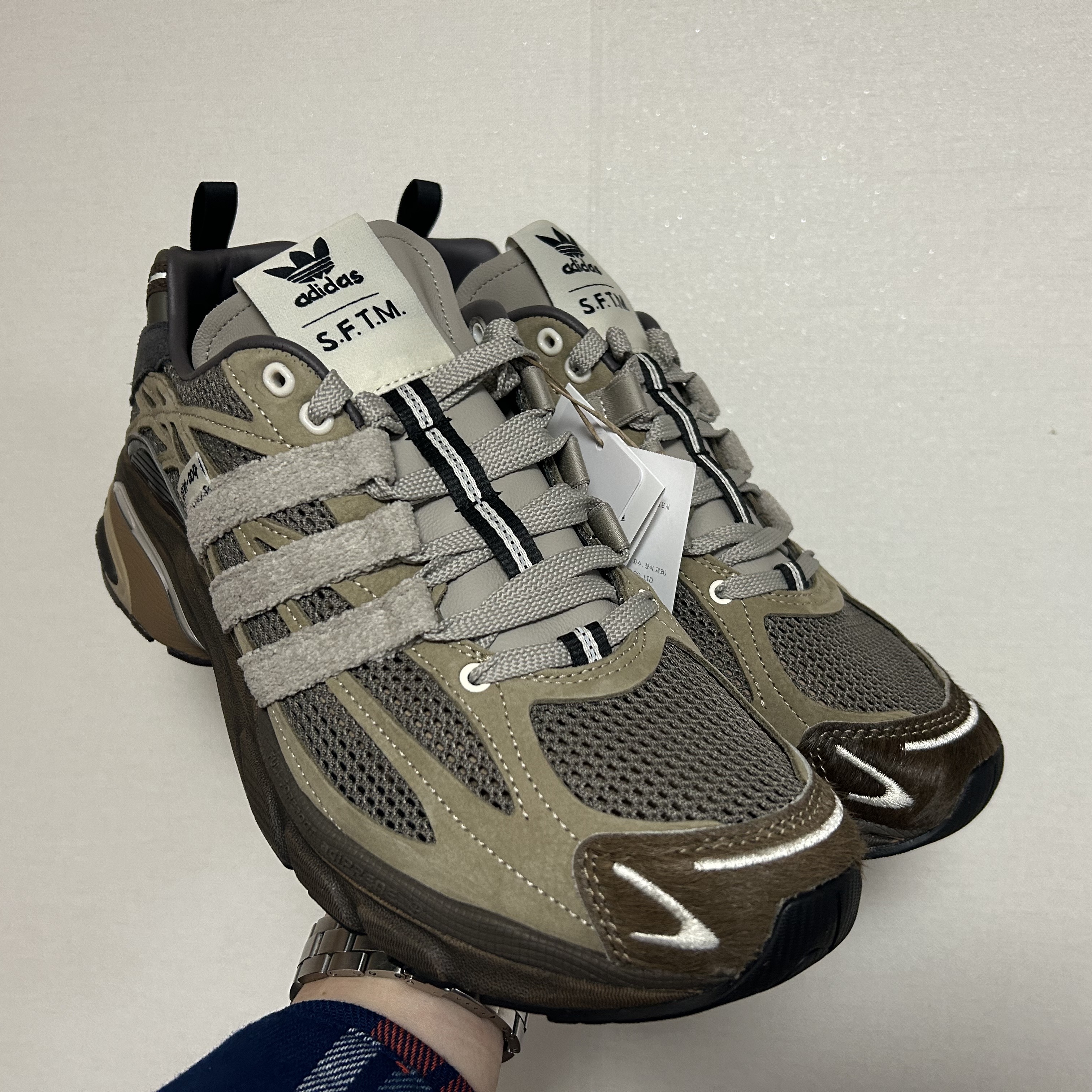 Adidas x Song for the Mute Adistar Cushion Simple Brown 착용 스타일 - 2