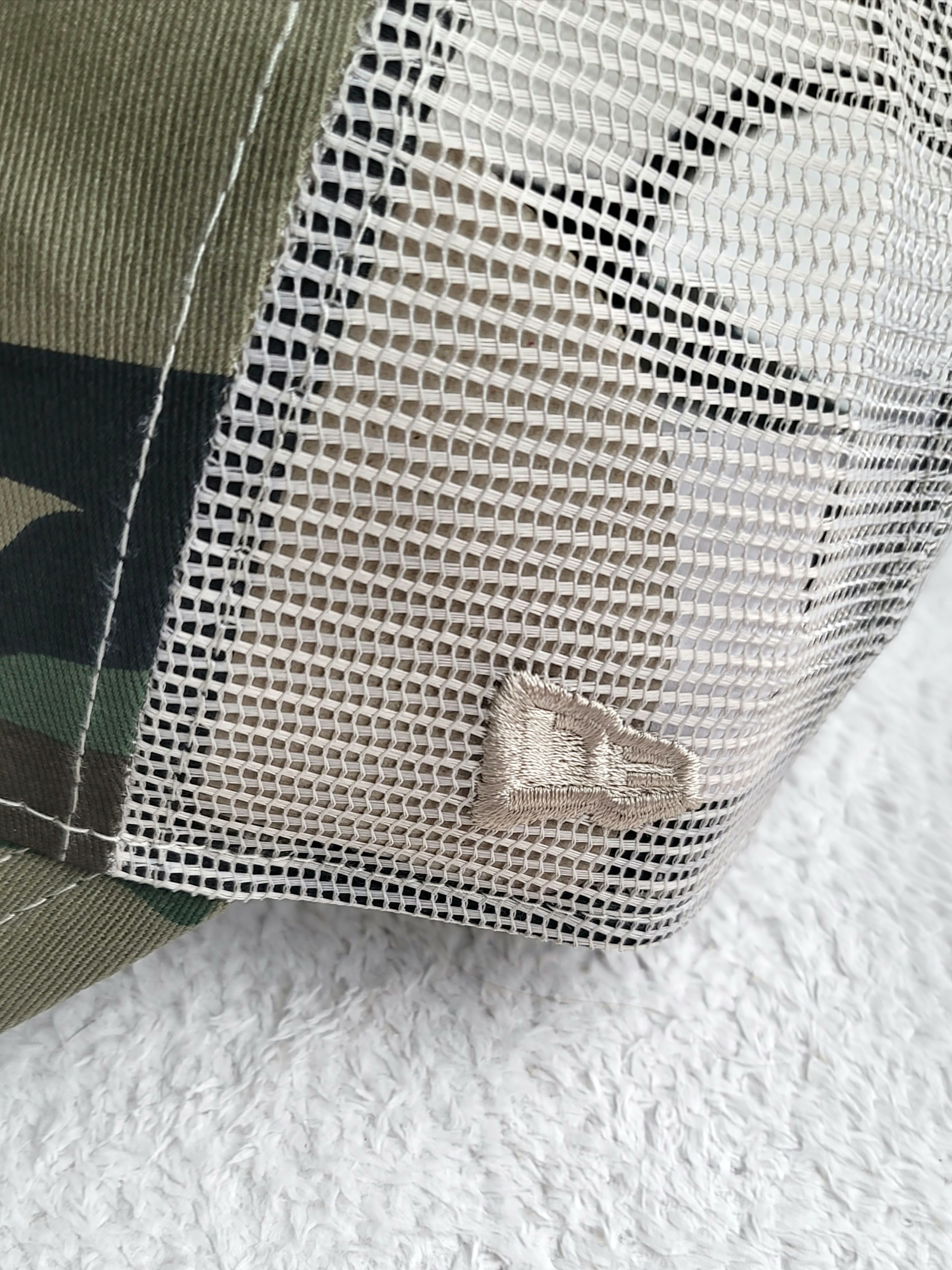 Stussy New Era 9twenty Basic Trucker Woodland Camo 착용 스타일 - 2