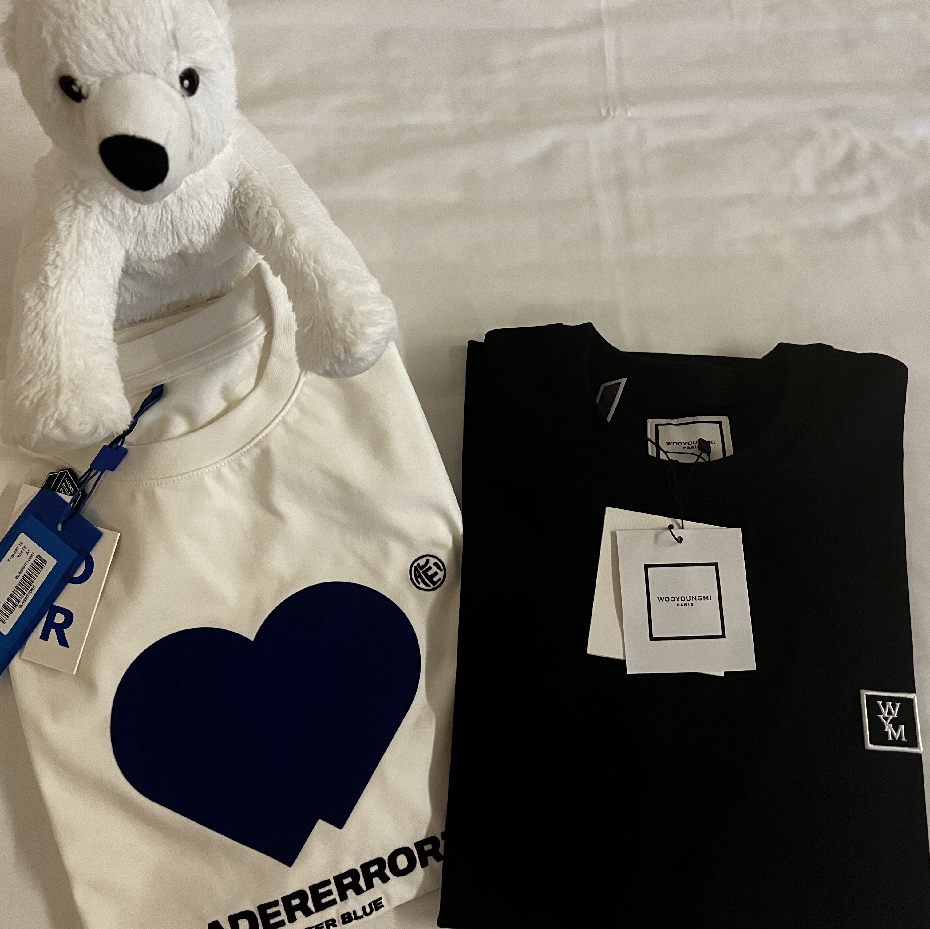 Ader Error Twin Heart Logo T-Shirt White, Wooyoungmi Cotton Back Logo T-Shirt Black - 24SS 착용 스타일