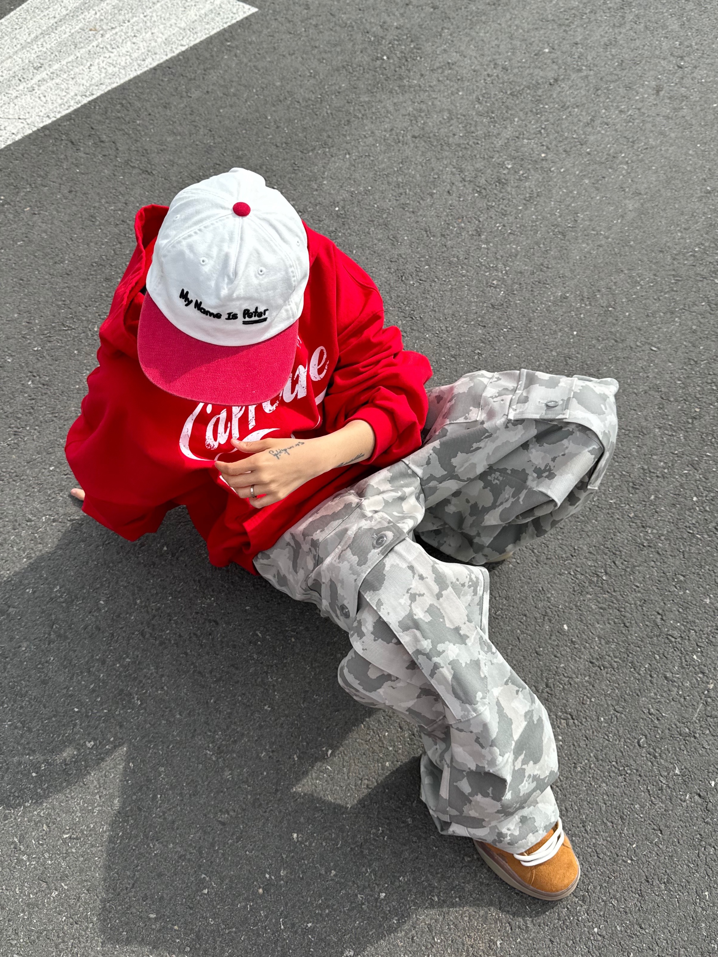 Hono Report Big Pocket Cargo Pants Snow Camo, ERL Vamp Skate Shoe Natural Brown 착용 스타일 - 2