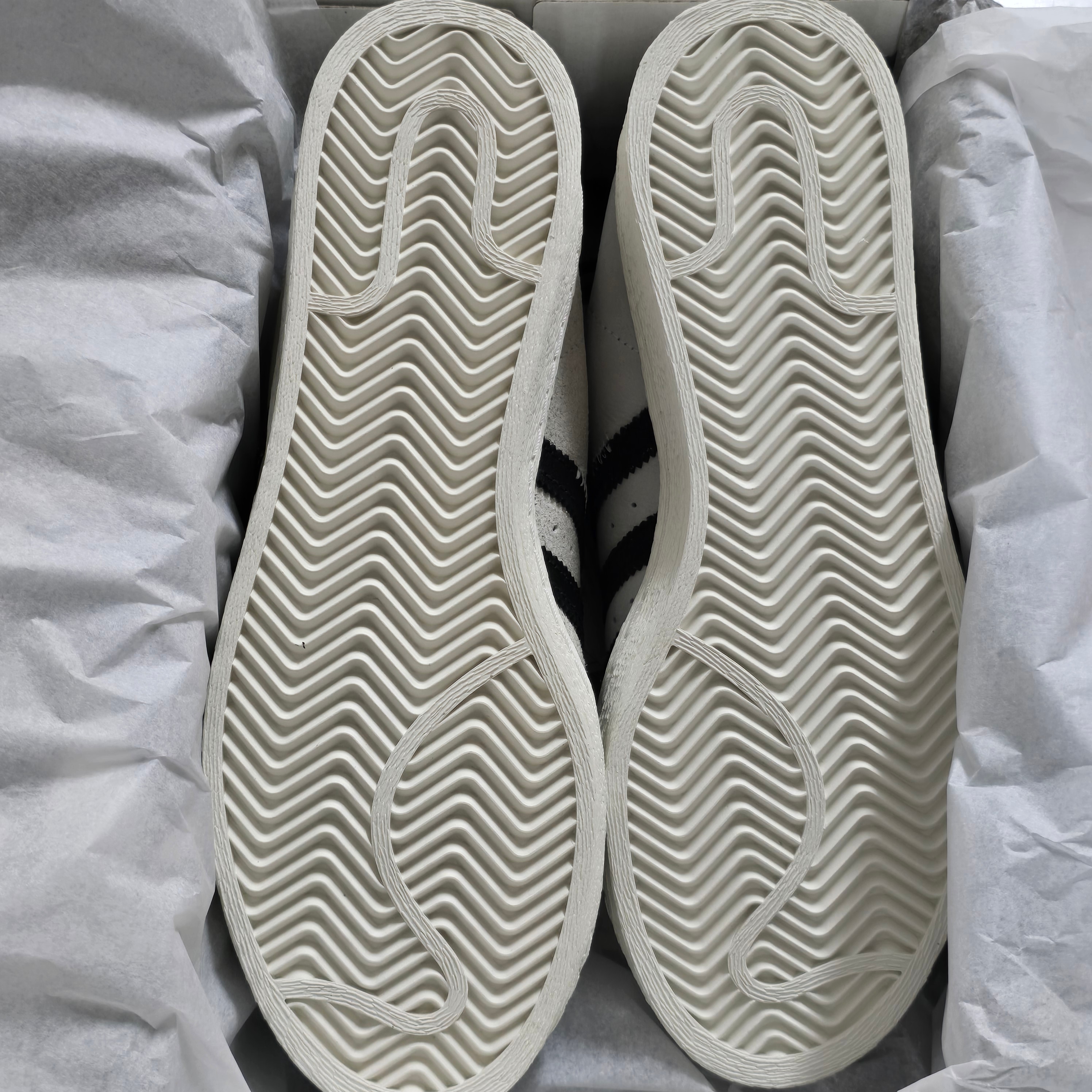 Adidas x Song for the Mute Superstar 82 Cream White Core Black 착용 스타일 - 6