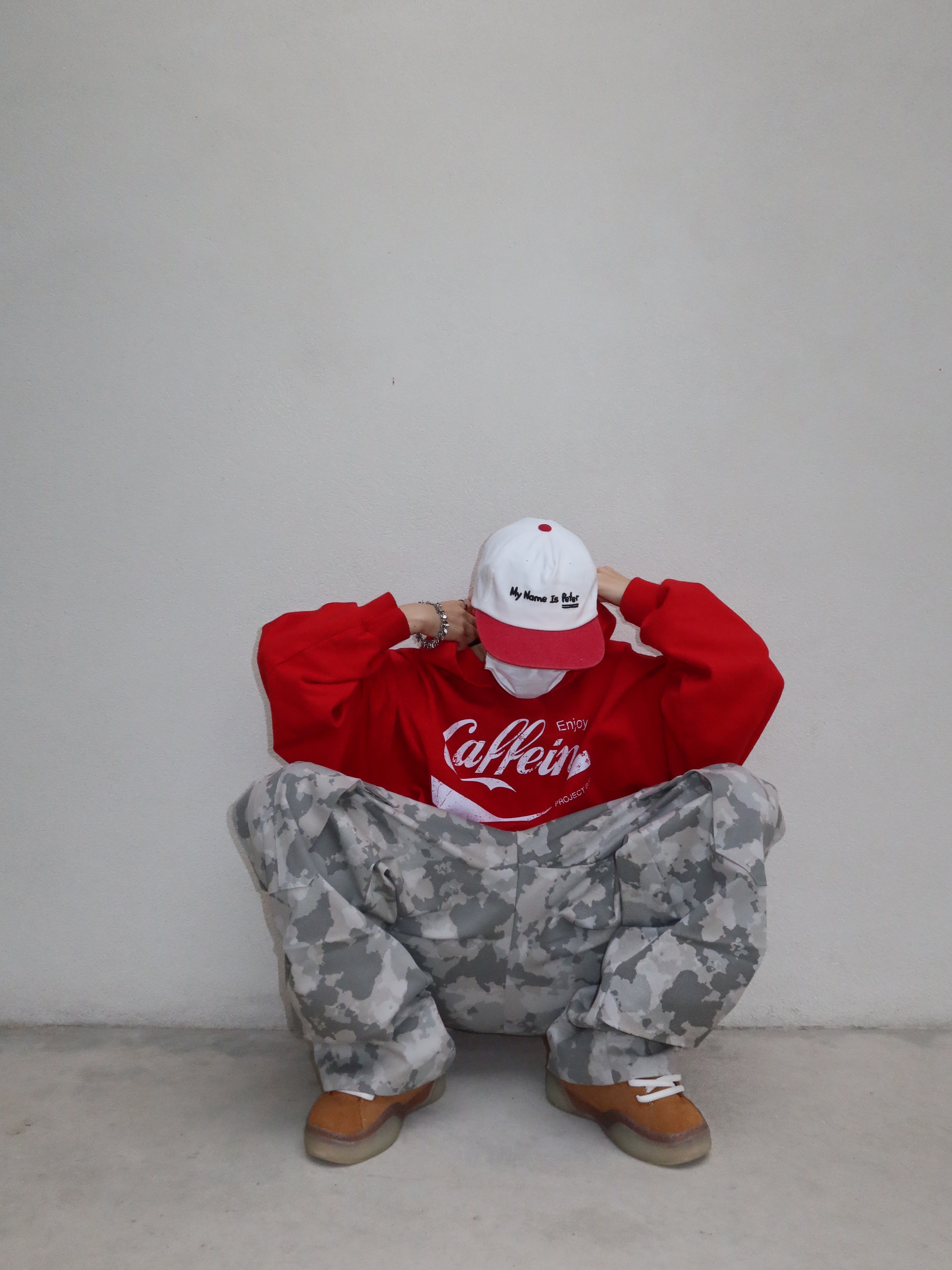 Hono Report Big Pocket Cargo Pants Snow Camo, ERL Vamp Skate Shoe Natural Brown 착용 스타일 - 3