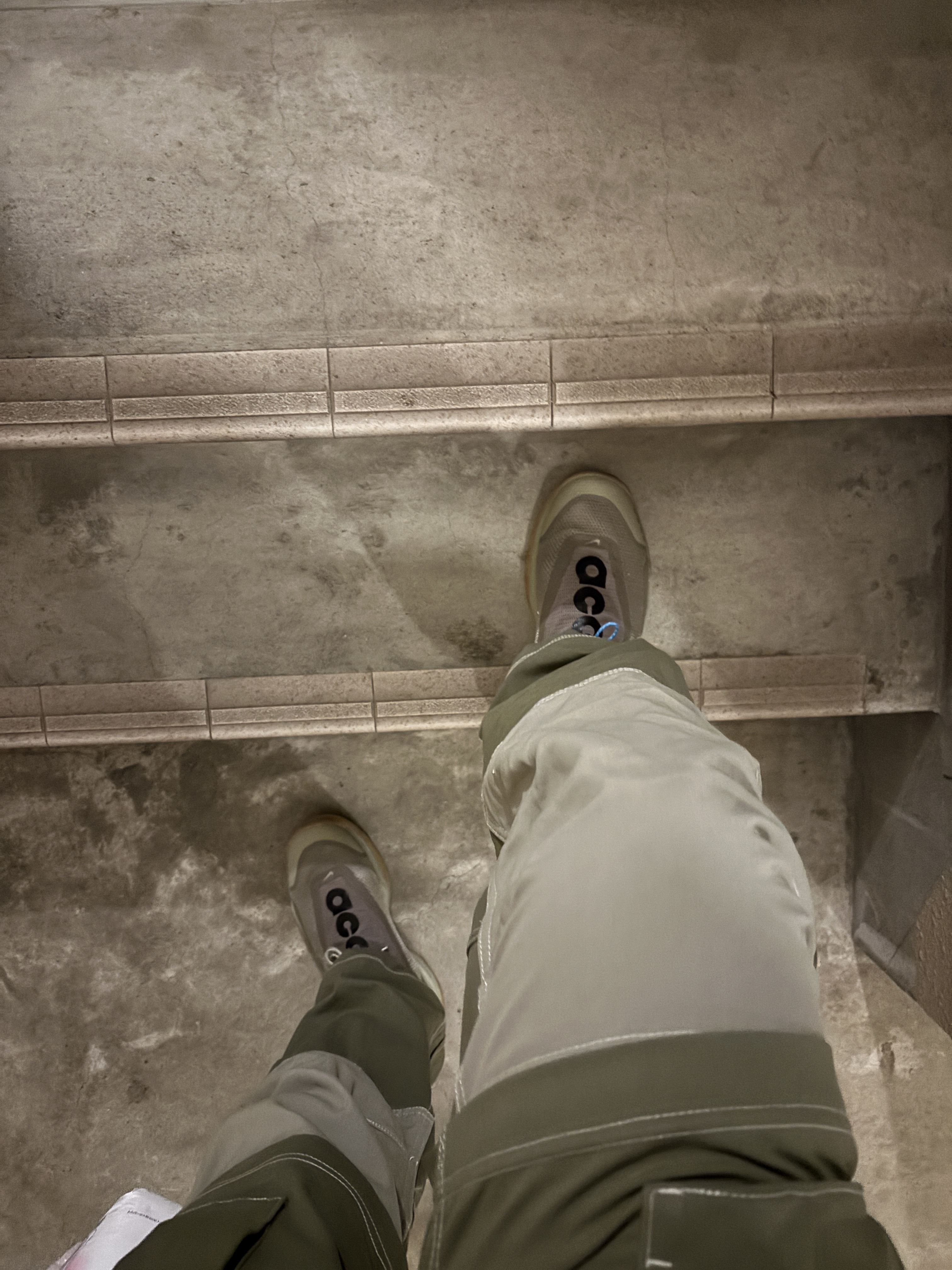 Nike ACG AW84 Fleece Cap Medium Olive, Nike ACG Smith Summit Cargo Pants Medium Olive - Asia 착용 스타일 - 2