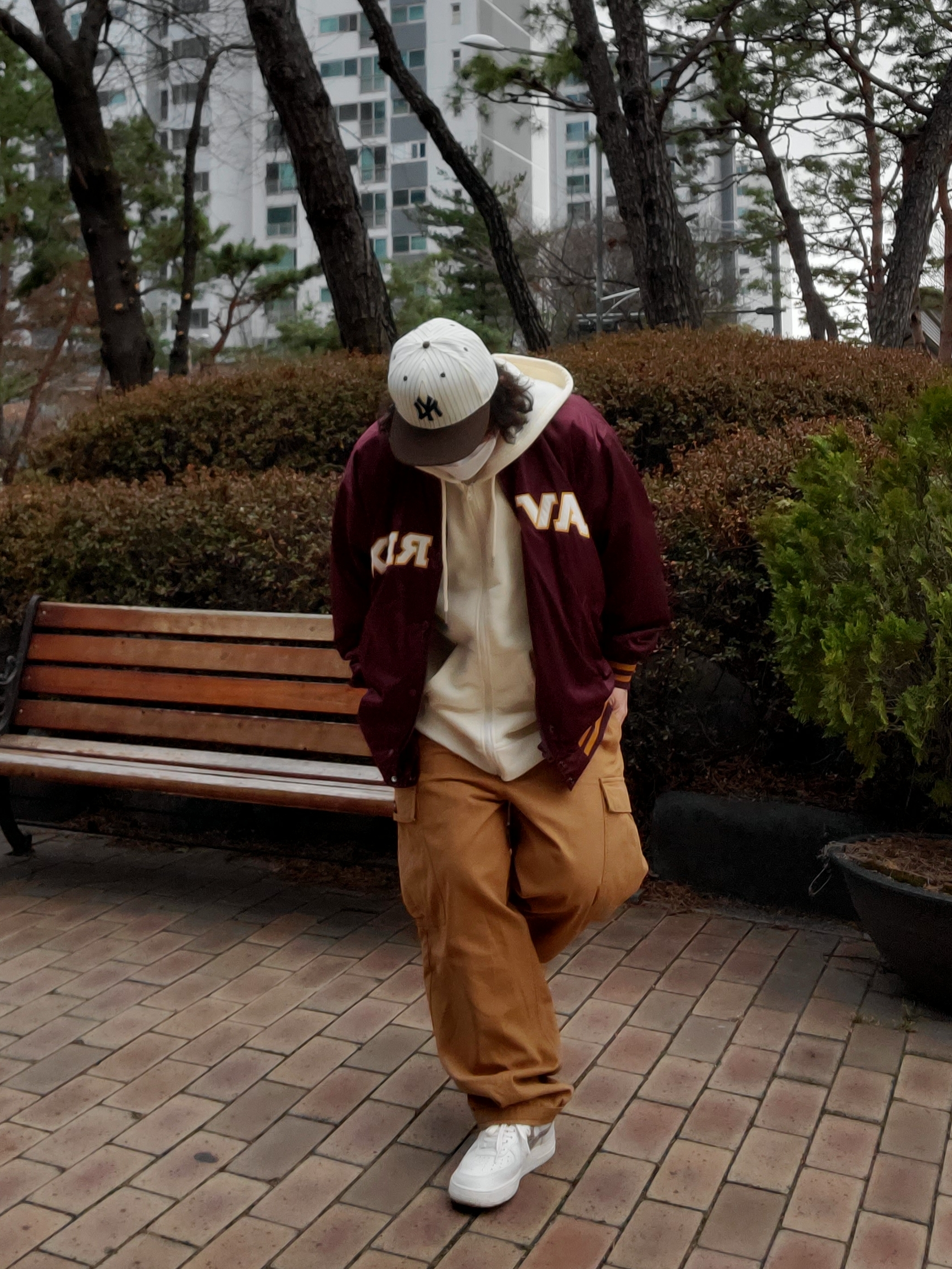 (W) Nike Air Force 1 '07 Phantom Light Iron Ore 착용 스타일 - 3