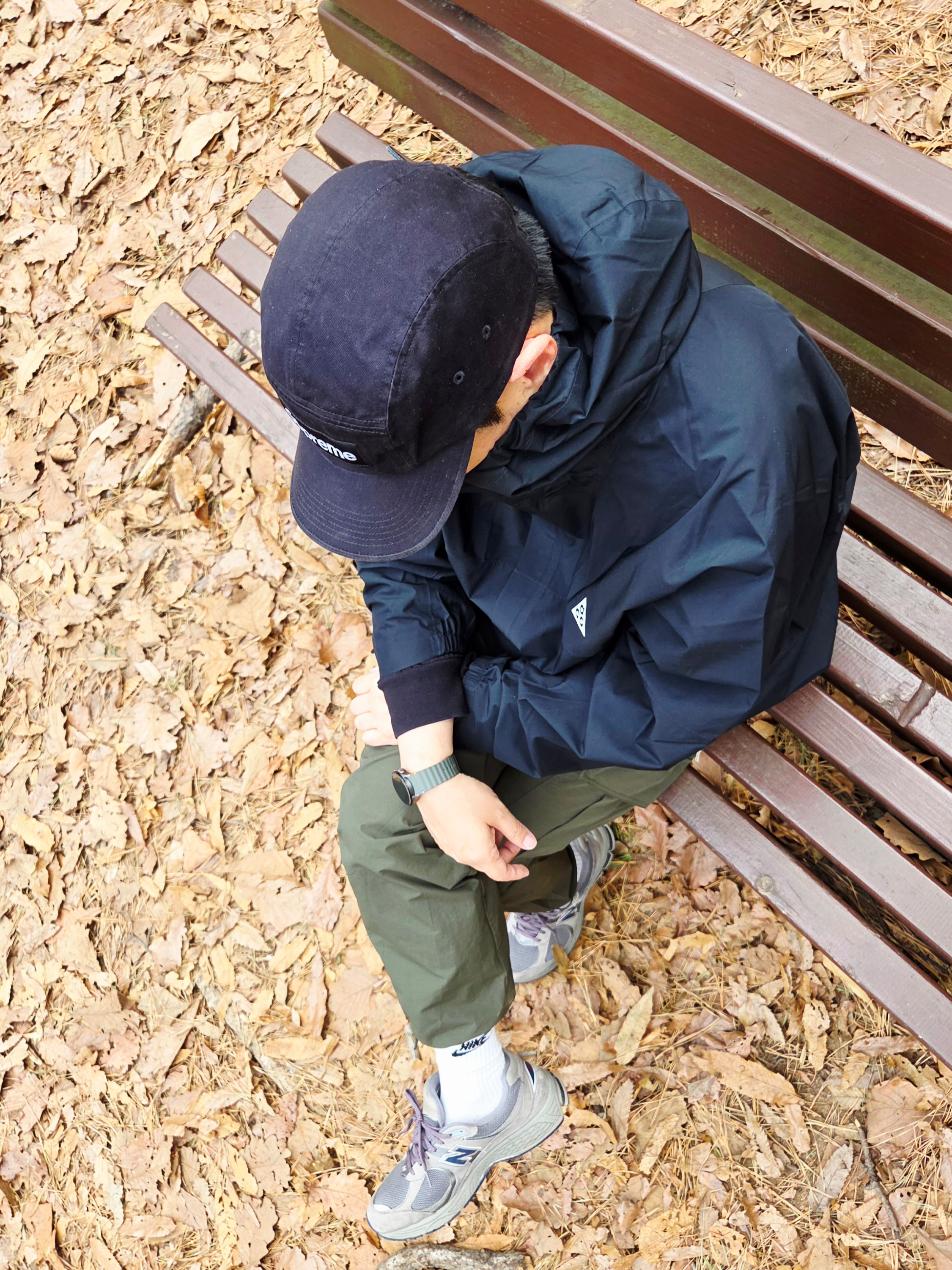 Nike ACG Storm-Fit ADV Cascade Rains Full Zip Jacket Black - Asia, Supreme Washed Chino Twill Camp Cap Black 착용 스타일 - 1