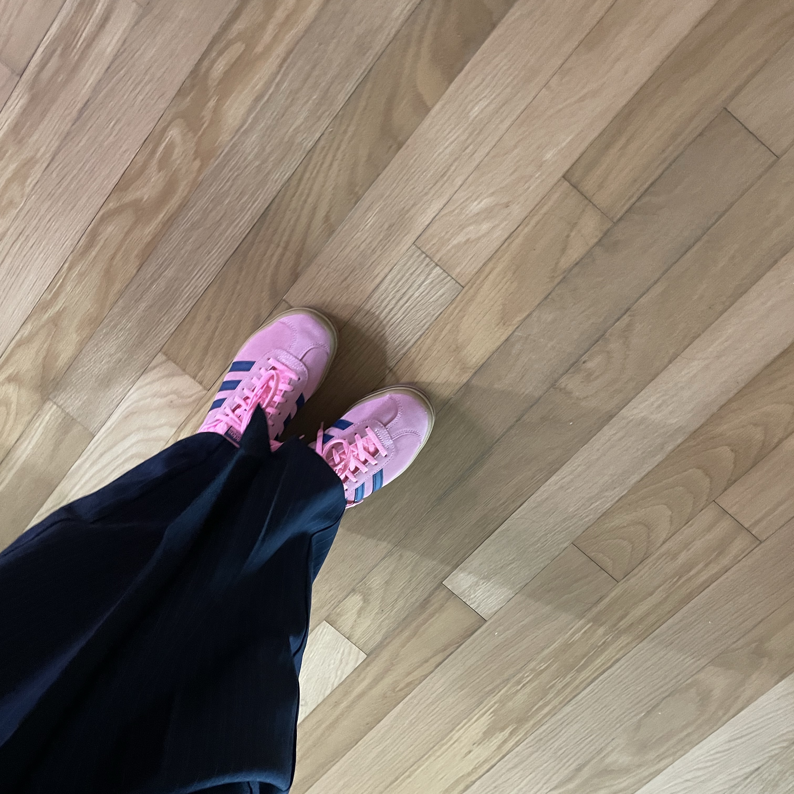 (W) Adidas Gazelle Bold Pink Glow Victory Blue 착용 스타일