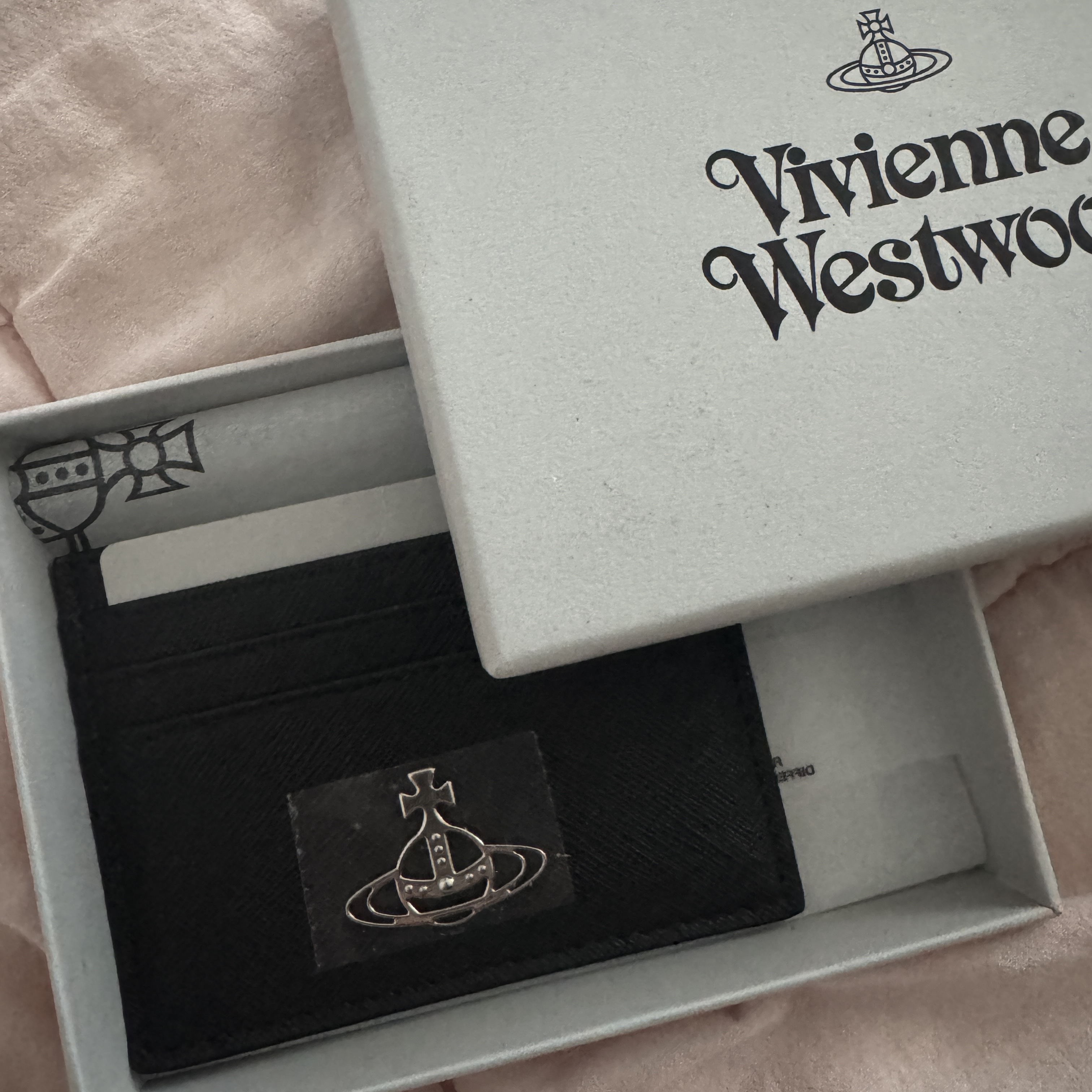 Vivienne Westwood Flat Card Holder Black 착용 스타일