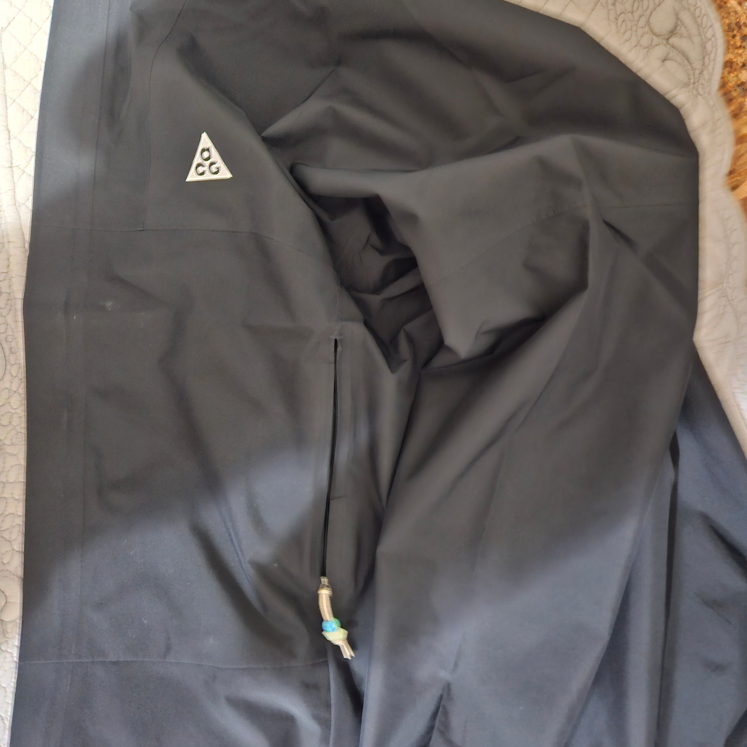Nike ACG Storm-Fit ADV Cascade Rains Full Zip Jacket Black - Asia 착용 스타일