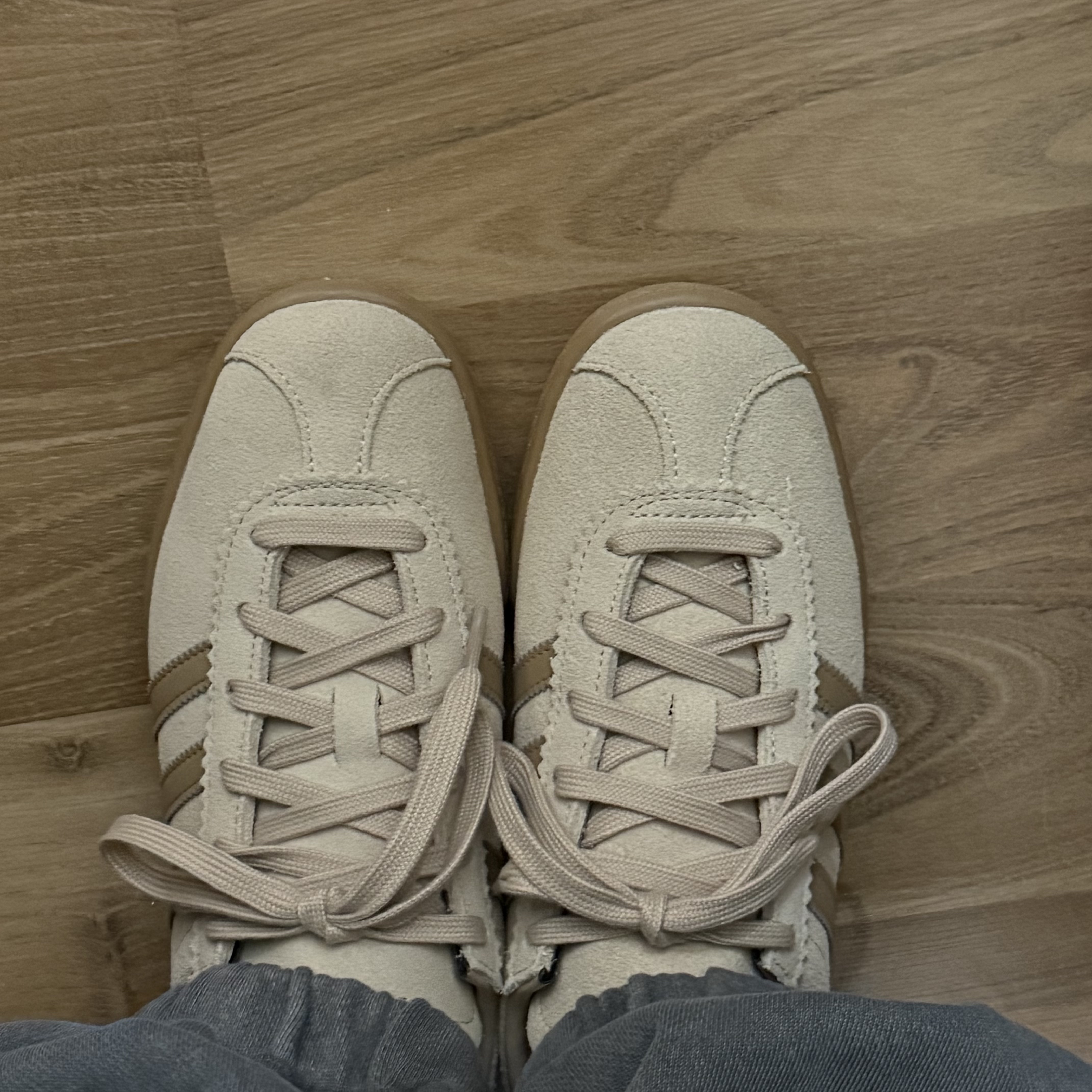 Adidas Stadt Magic Beige 착용 스타일 - 3