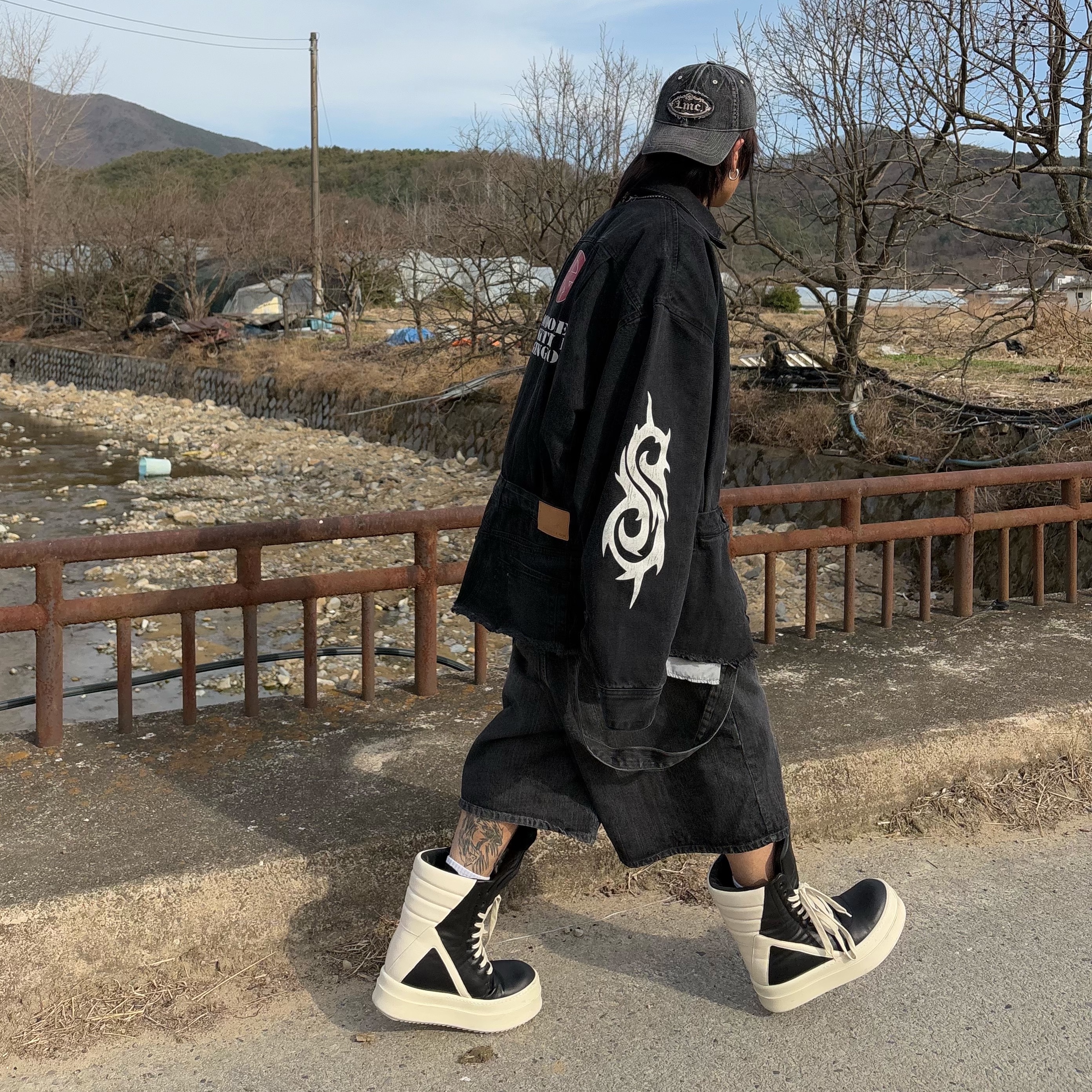 Project G/R Hybrid Denim Shirts Jacket Black, Rick Owens Mega Bumper Geobasket Black Milk 착용 스타일 - 2