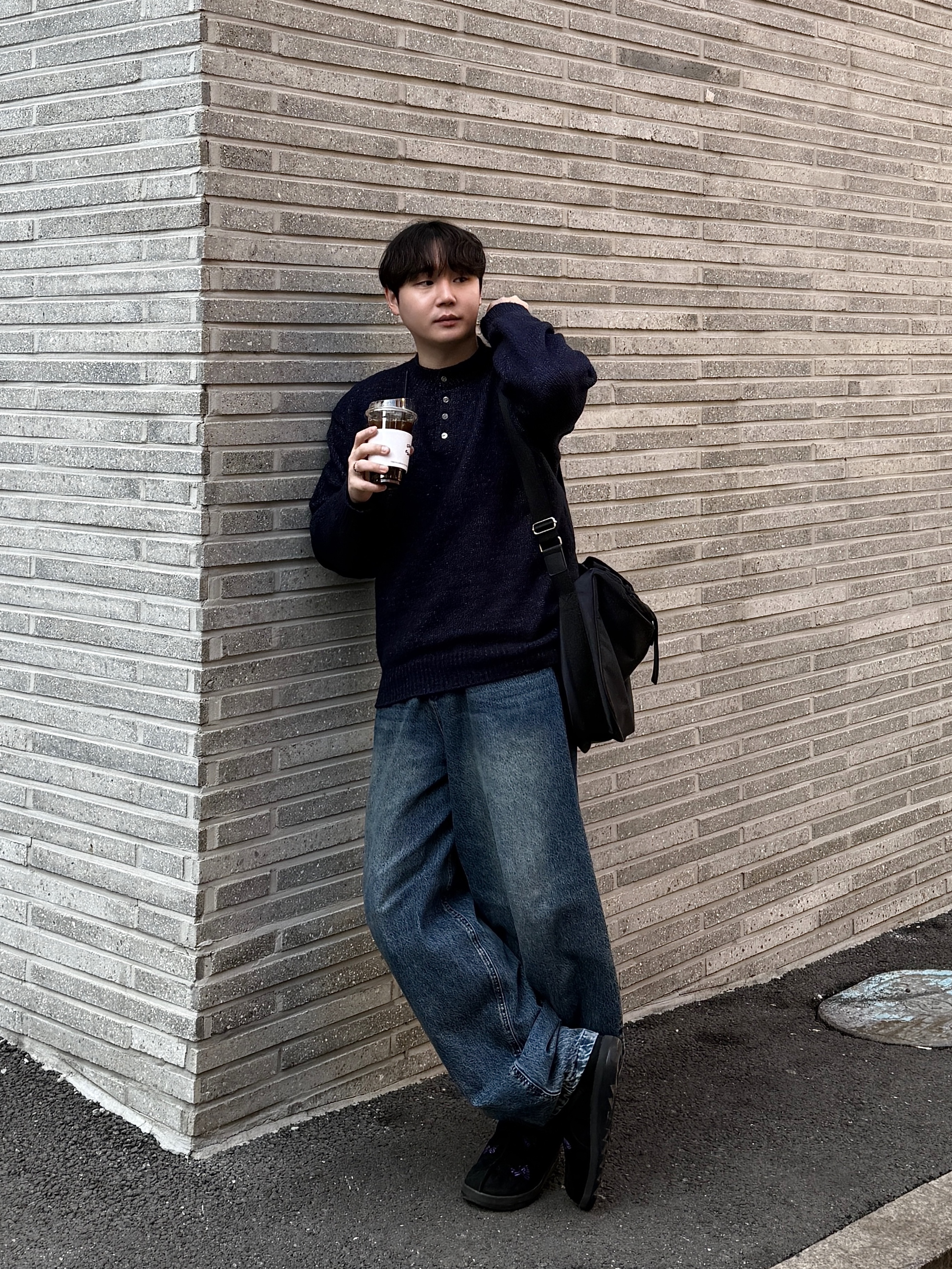 Reebok x Needles Beatnik Moc Core Black Extreme Purple, Human Made Military Card Case Black 착용 스타일 - 1