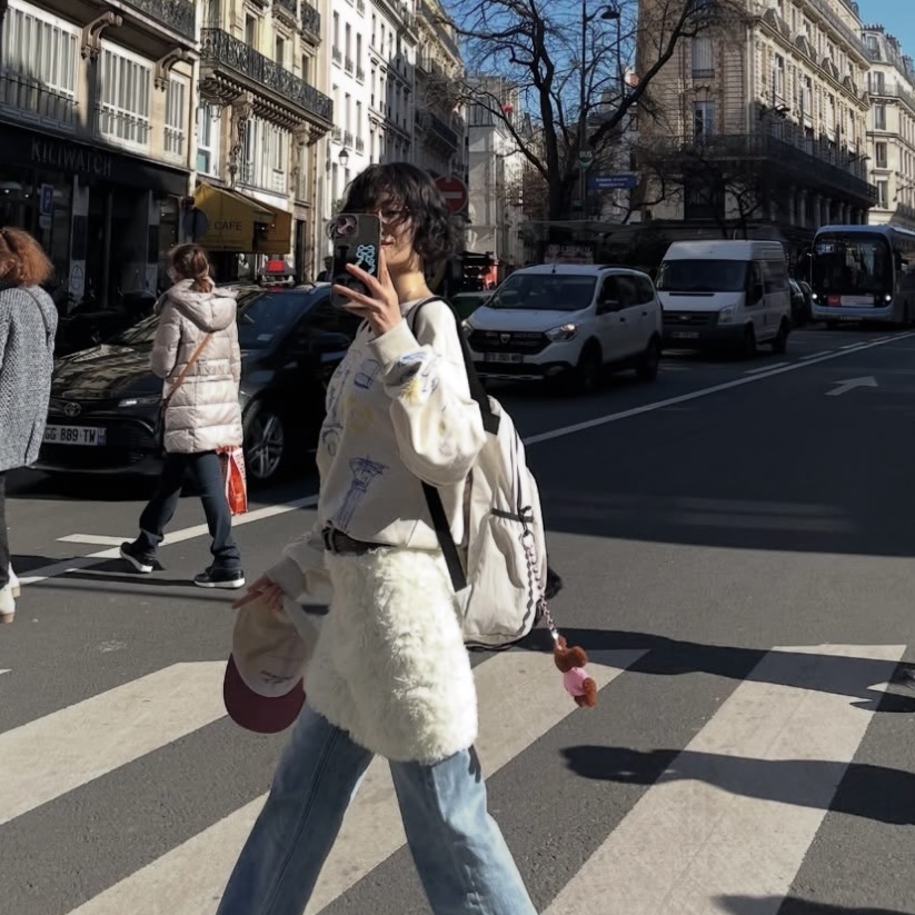 Gentle Monster x Maison Margiela MM215 Tortoise Green 착용 스타일 - 3