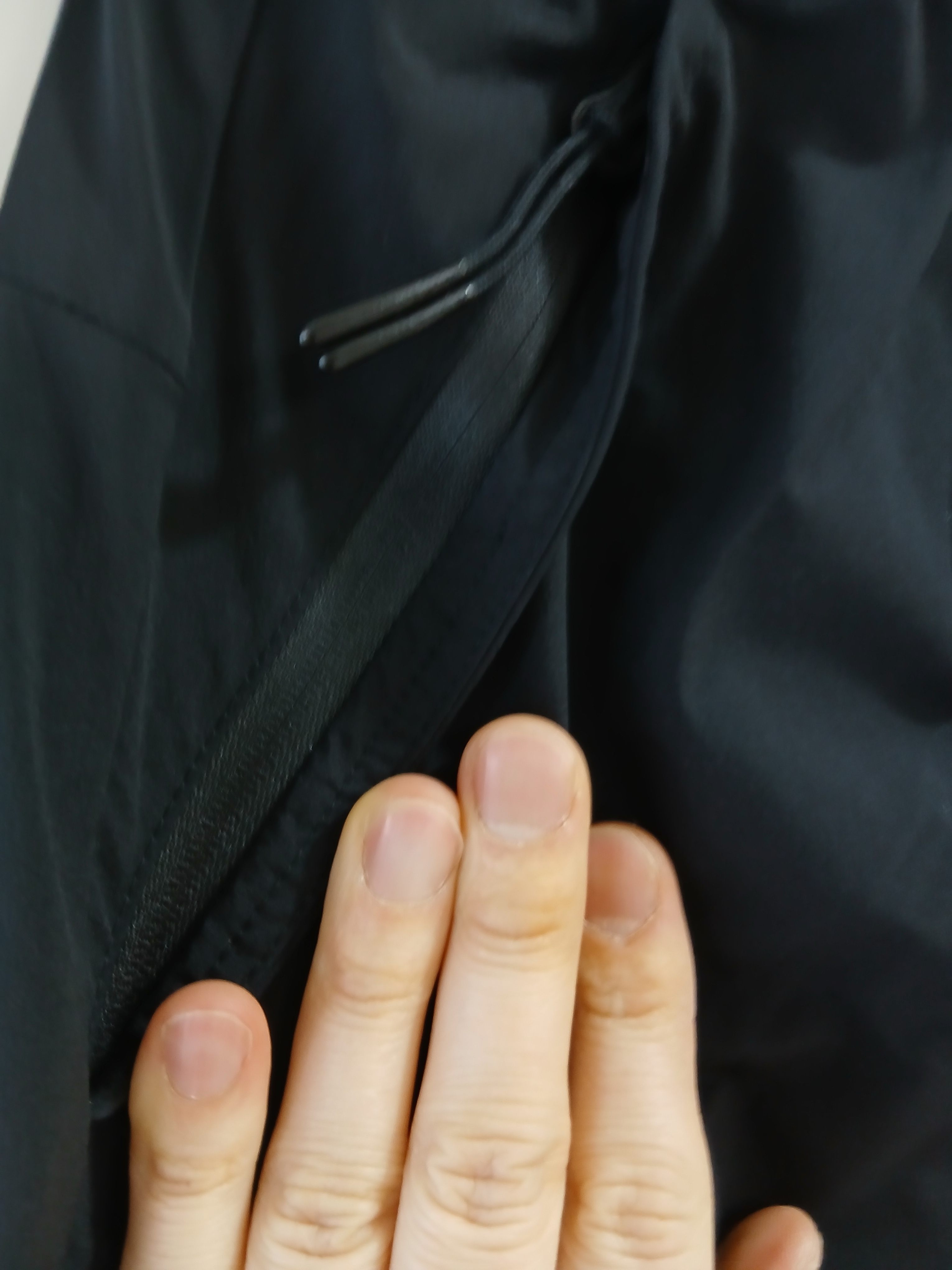 Salomon Link Parachute Pants Black 착용 스타일 - 6