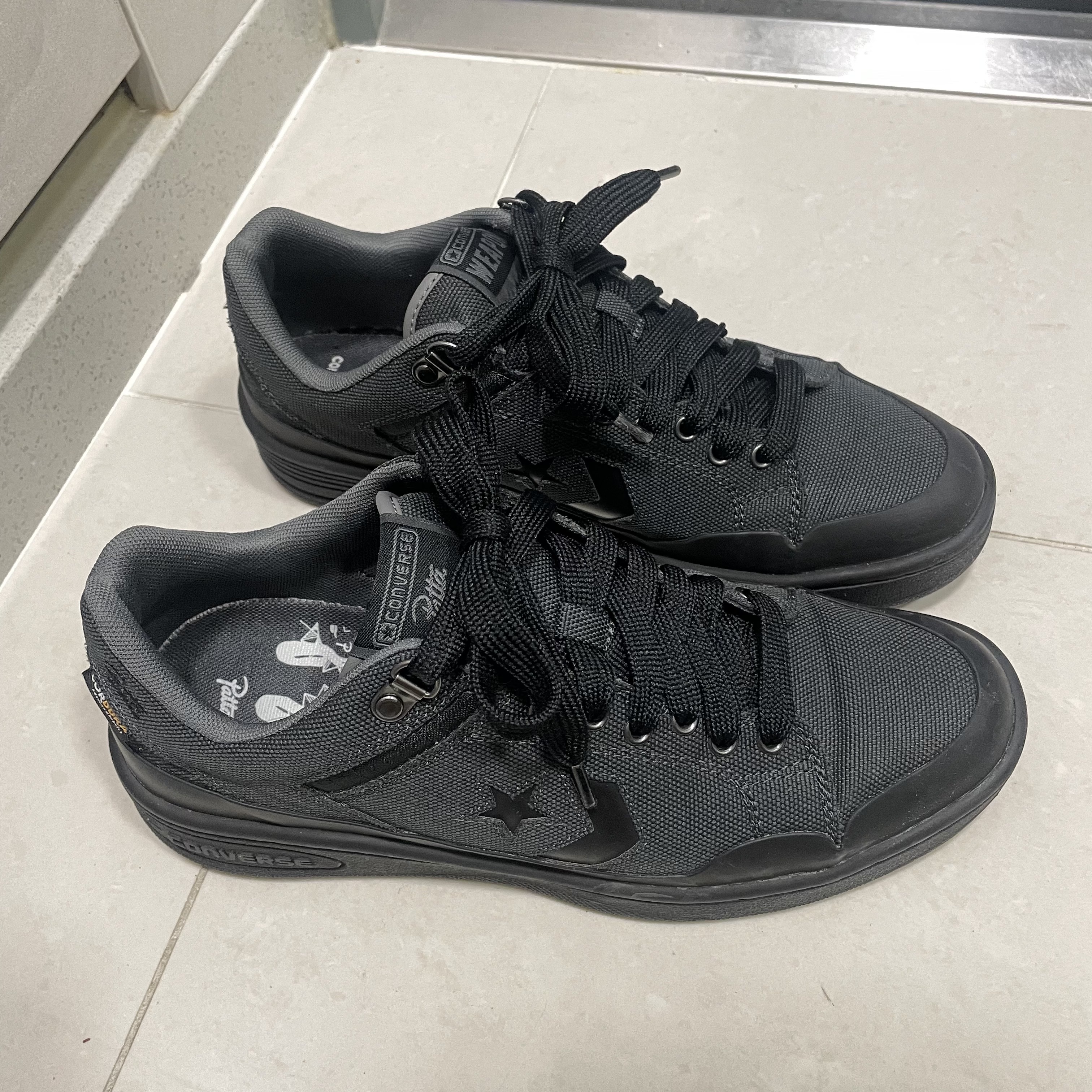 Converse x Patta Rain Or Shine Weapon Black 착용 스타일