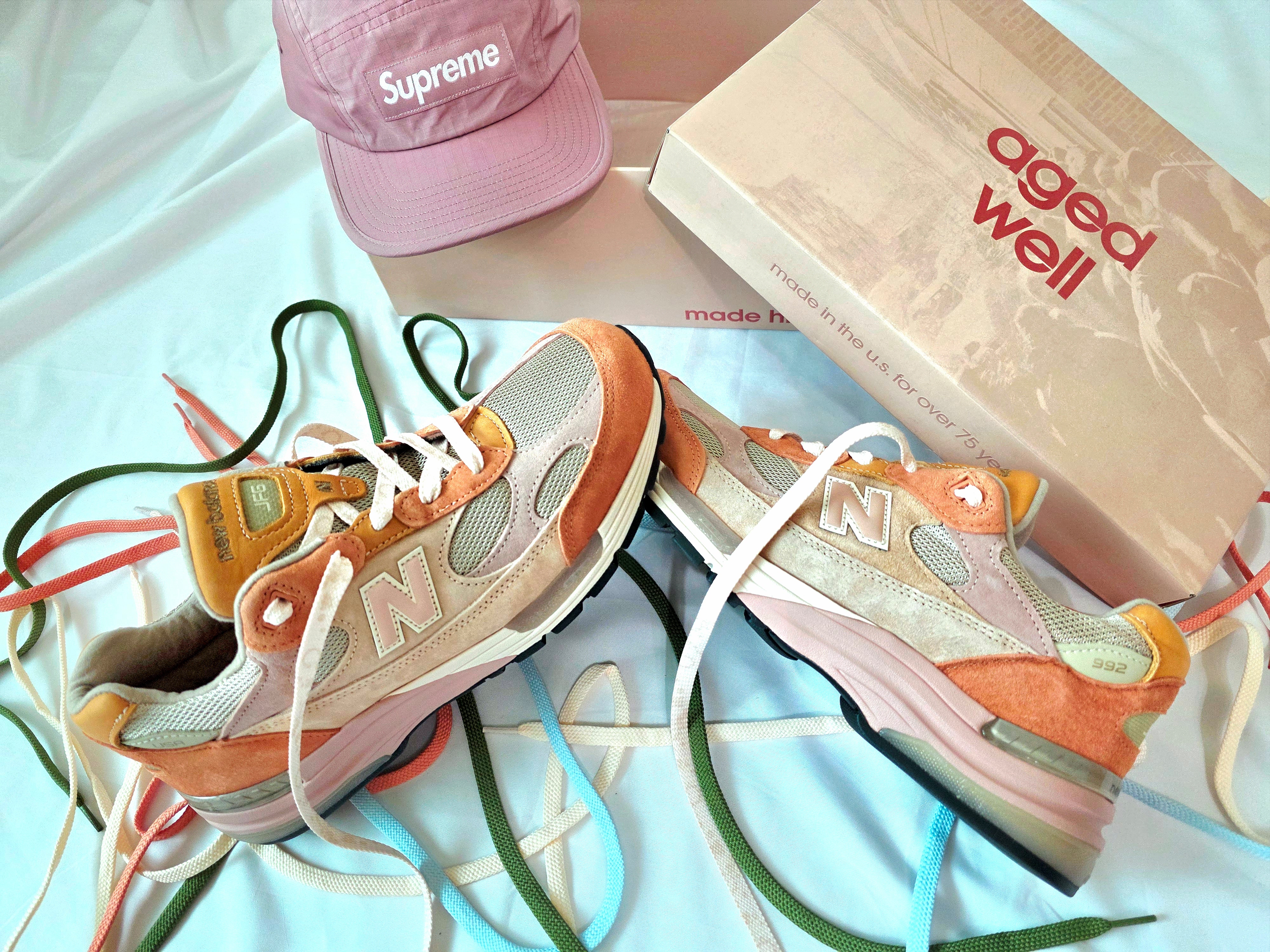 New Balance x Joe Freshgoods 992 Made in USA Aged Well, Supreme Waxed Ripstop Camp Cap Light Pink - 24FW 착용 스타일 - 2