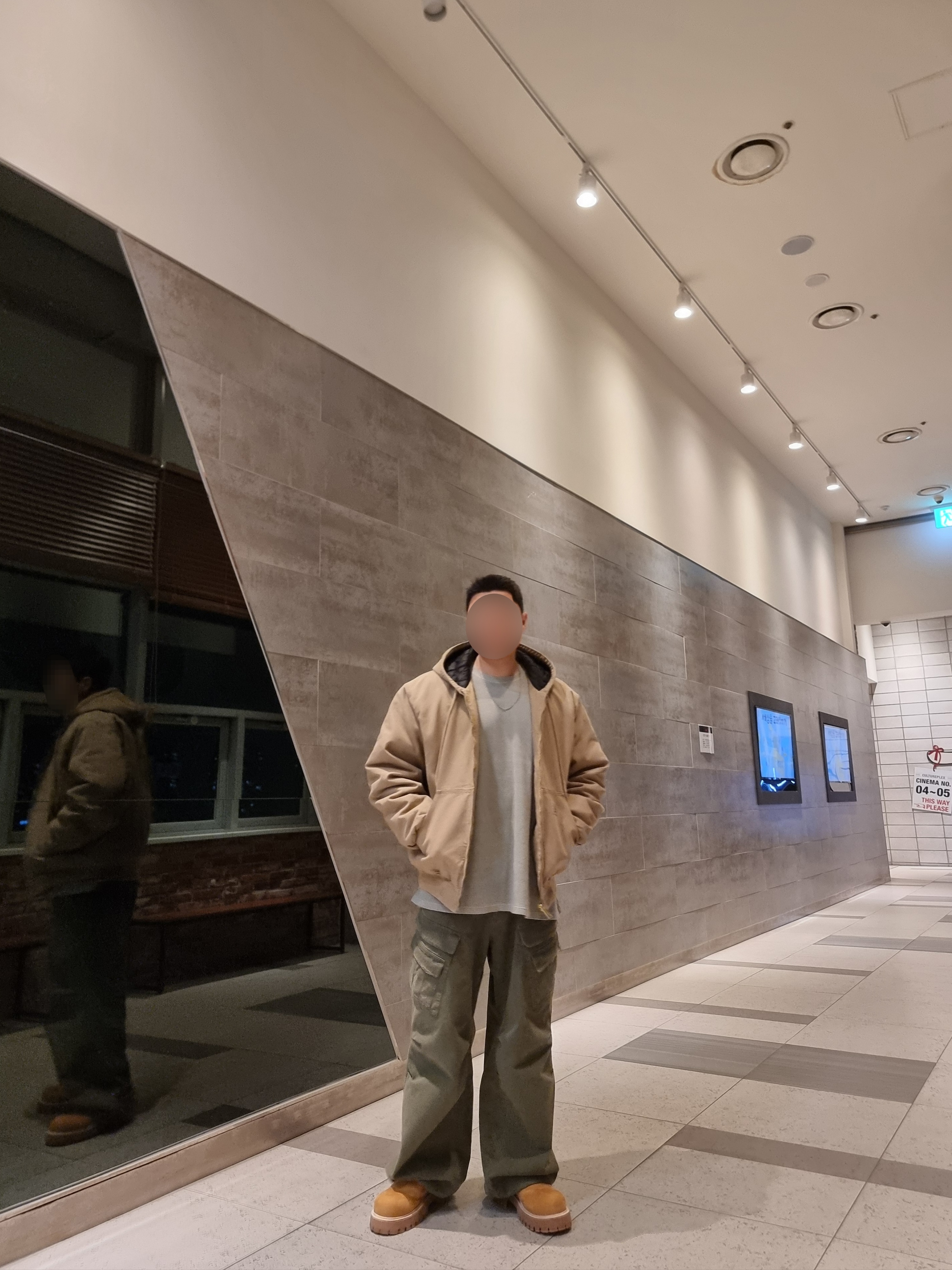 Undermycar Mu.77 Anti Fxxking Logo Play Brush Washed Thermal Long Sleeve Sand, Nonnod Double Pocket Cargo Pants Vintage Khaki 착용 스타일 - 1