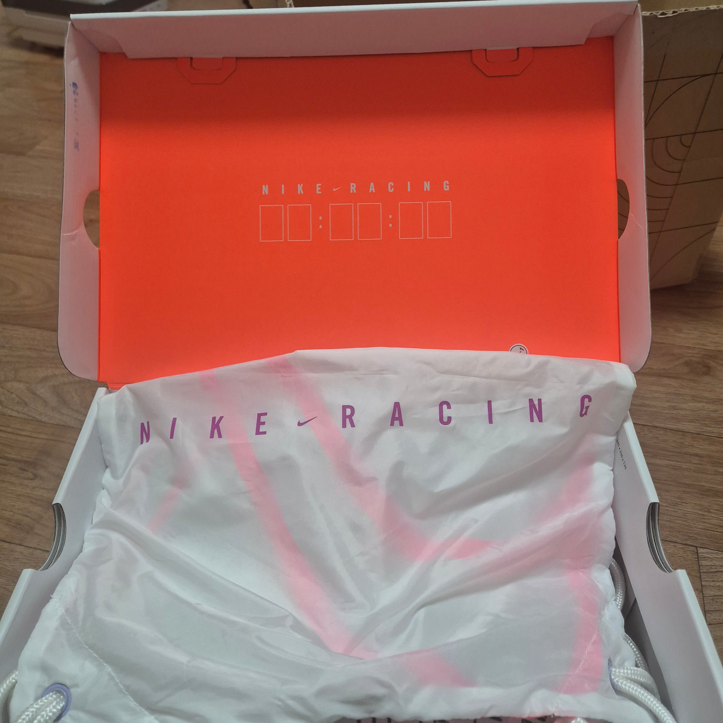 Nike Air Zoom Alphafly Next% 3 Hyper Pink 착용 스타일 - 5