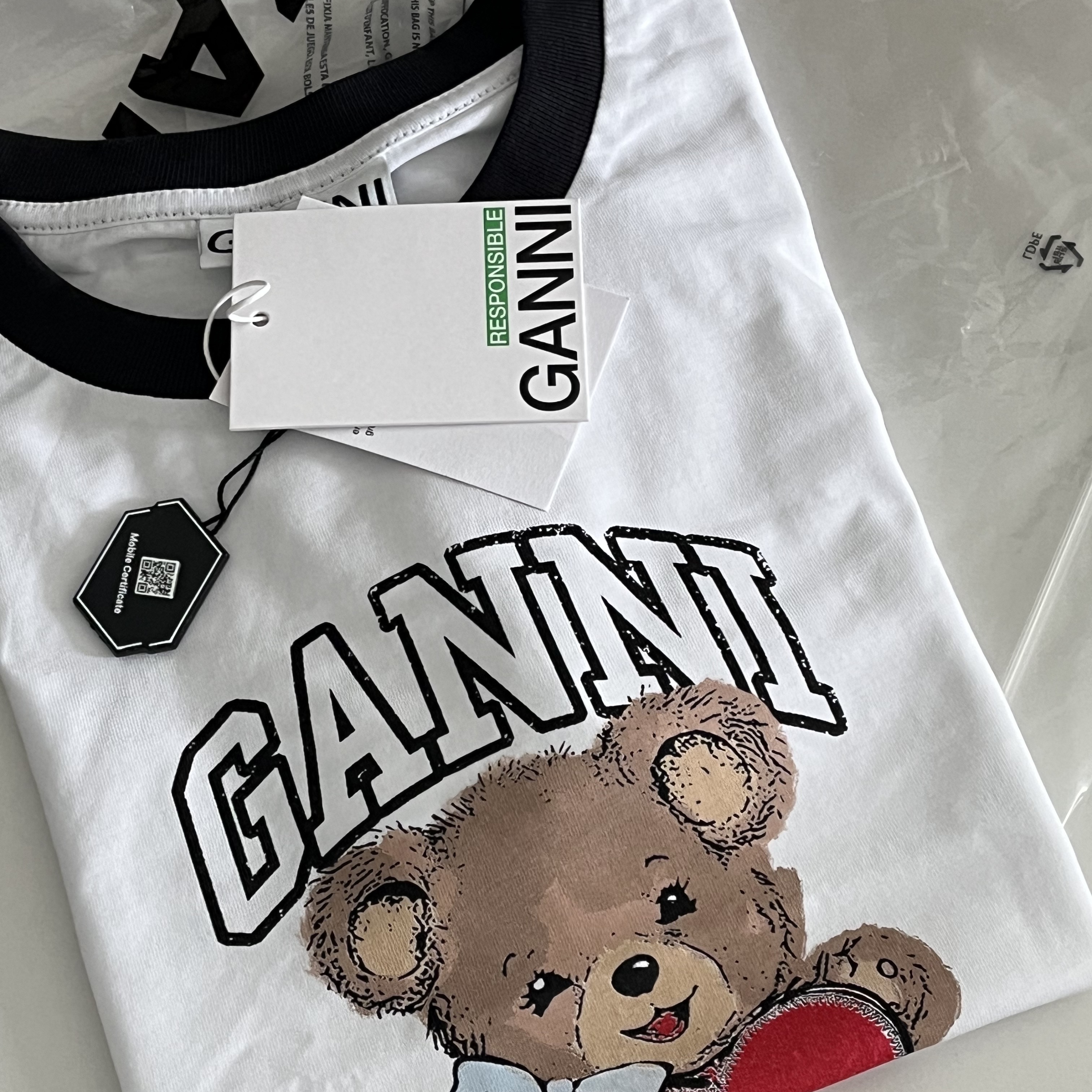 (W) Ganni Basic Jersey Bear T-Shirt White 착용 스타일