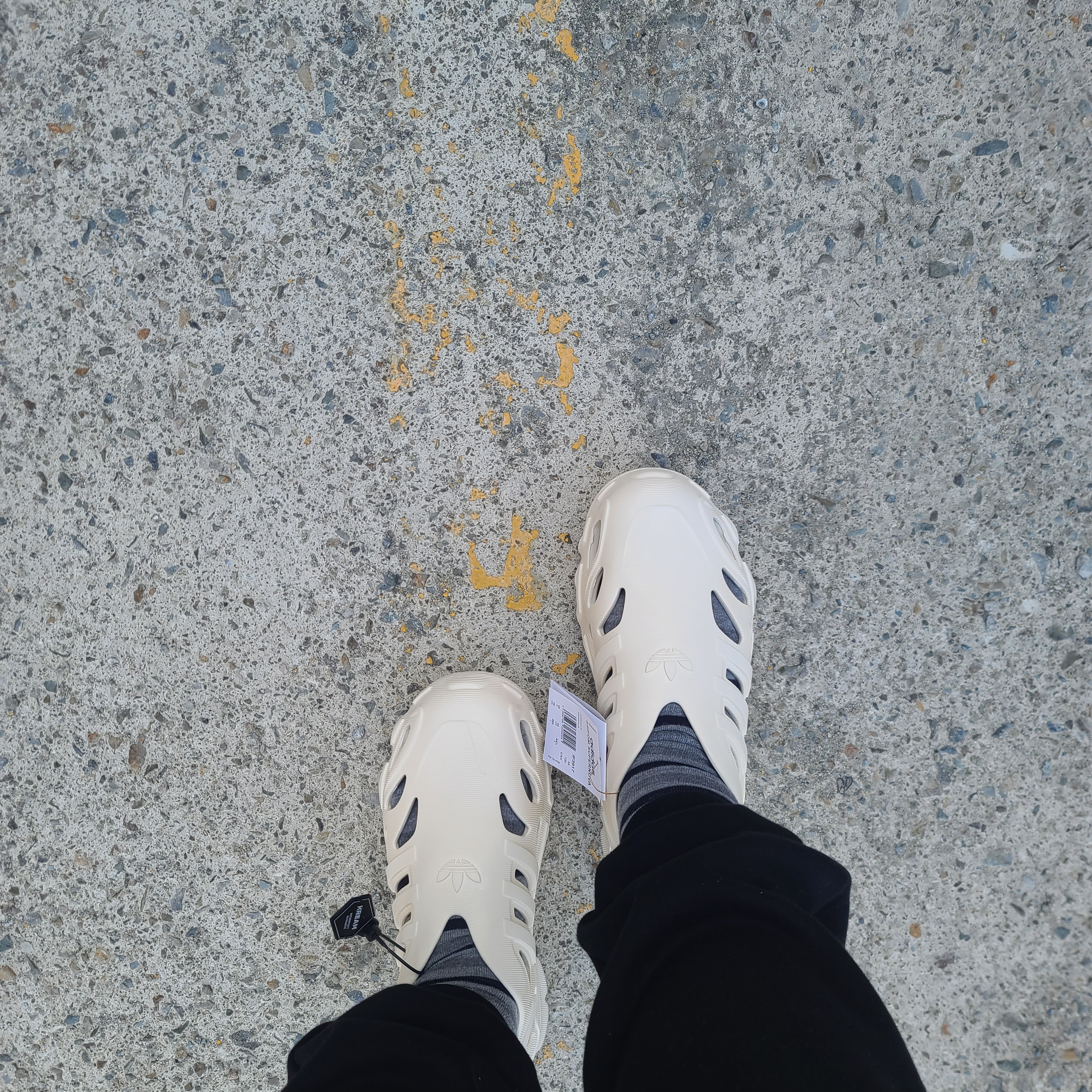 Adidas Adifom Supernova Wonder White 착용 스타일