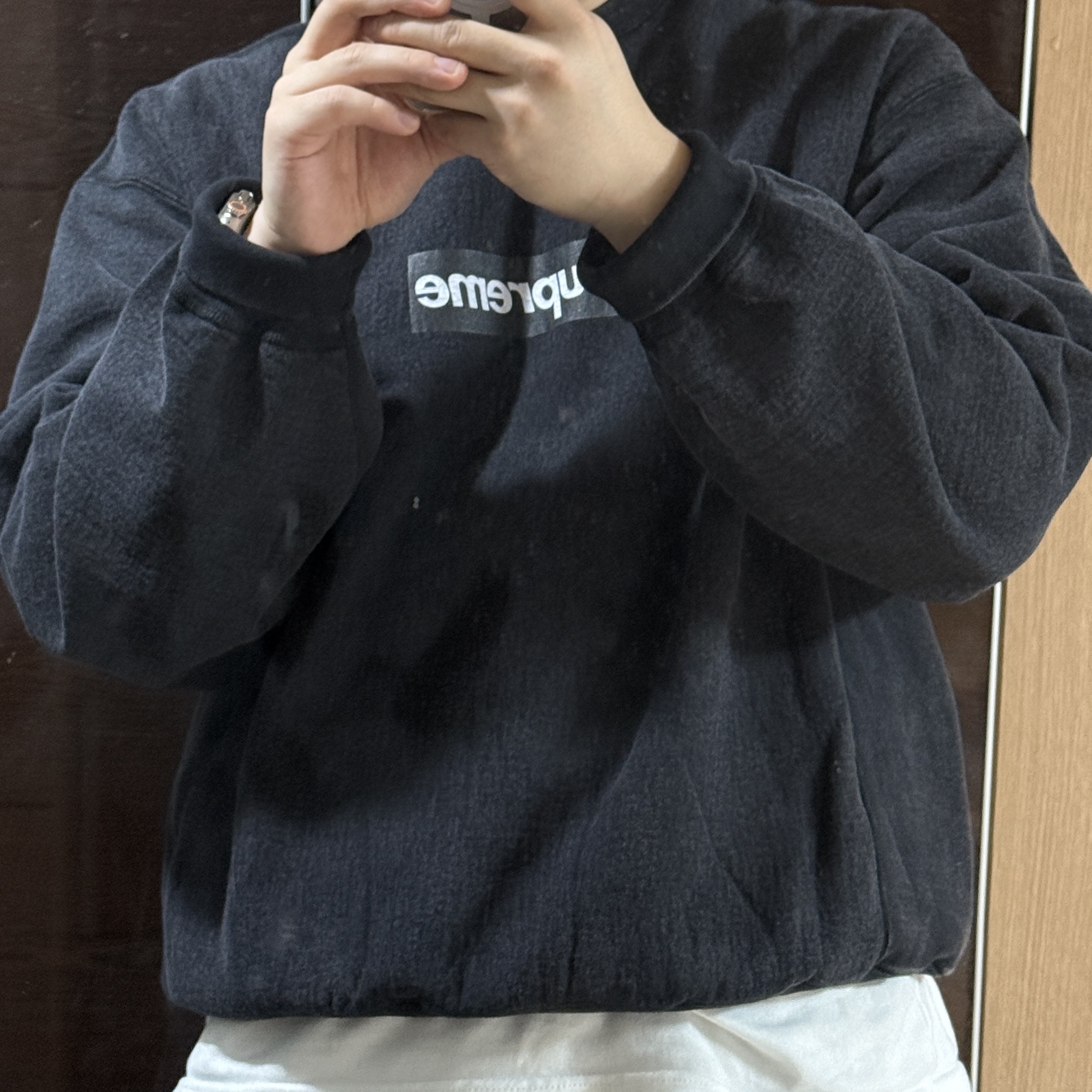 Supreme Washed Box Logo Crewneck Black - 25SS 착용 스타일