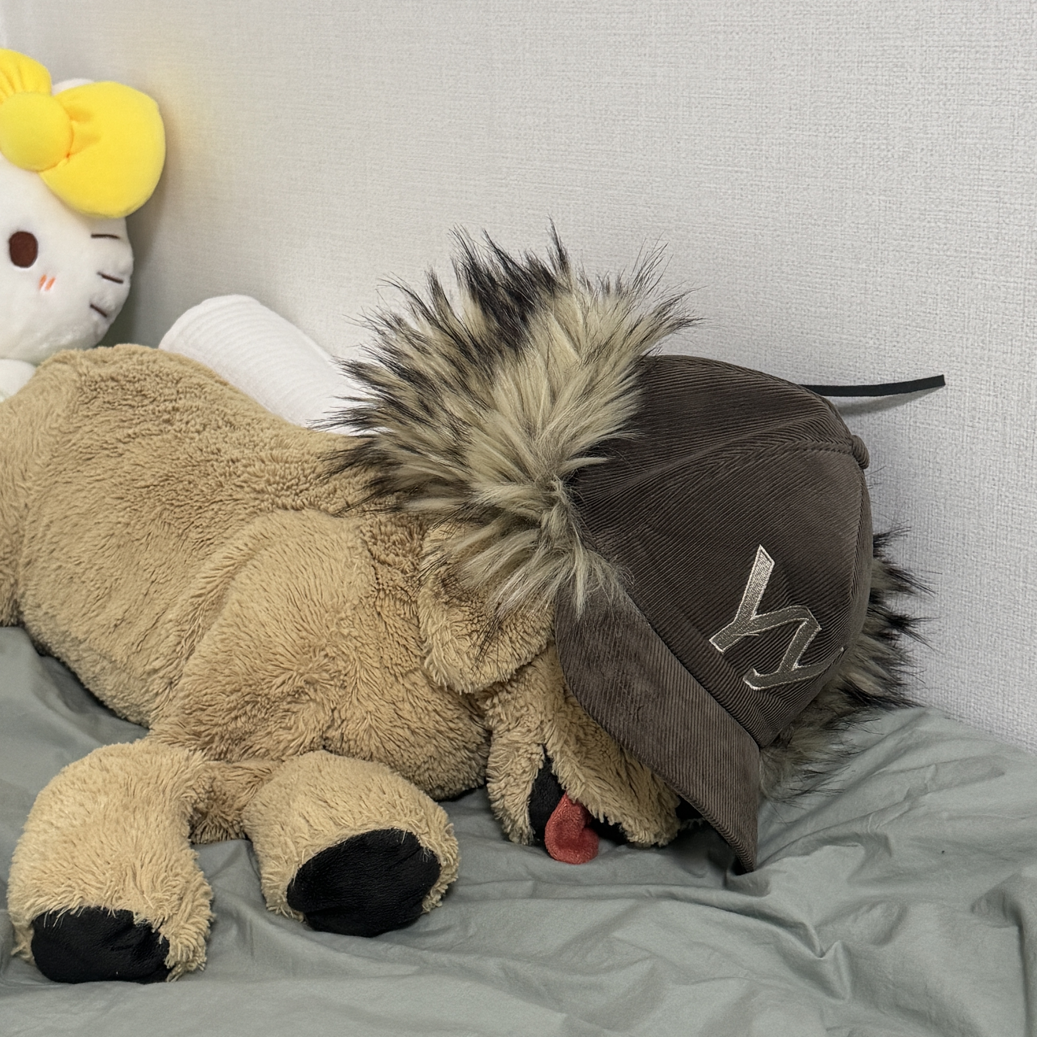 Open Yy Faux Fur Corduroy Earflap Cap Khaki 착용 스타일 - 2