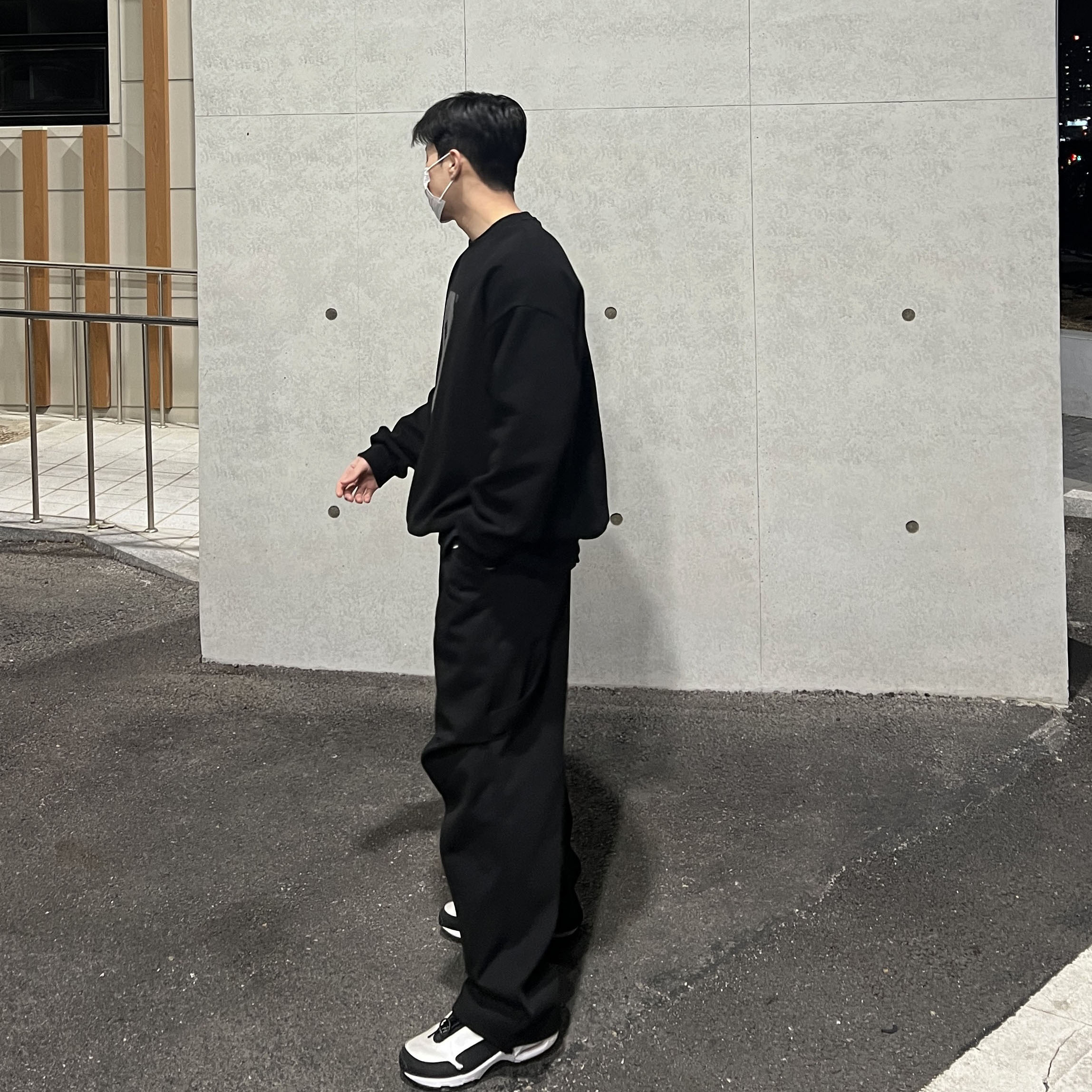 Nike x Comme des Garcons Homme Plus Air Max Sunder SP White Black, Nike x Comme des Garcons Homme Plus Air Max Sunder SP White 착용 스타일 - 3
